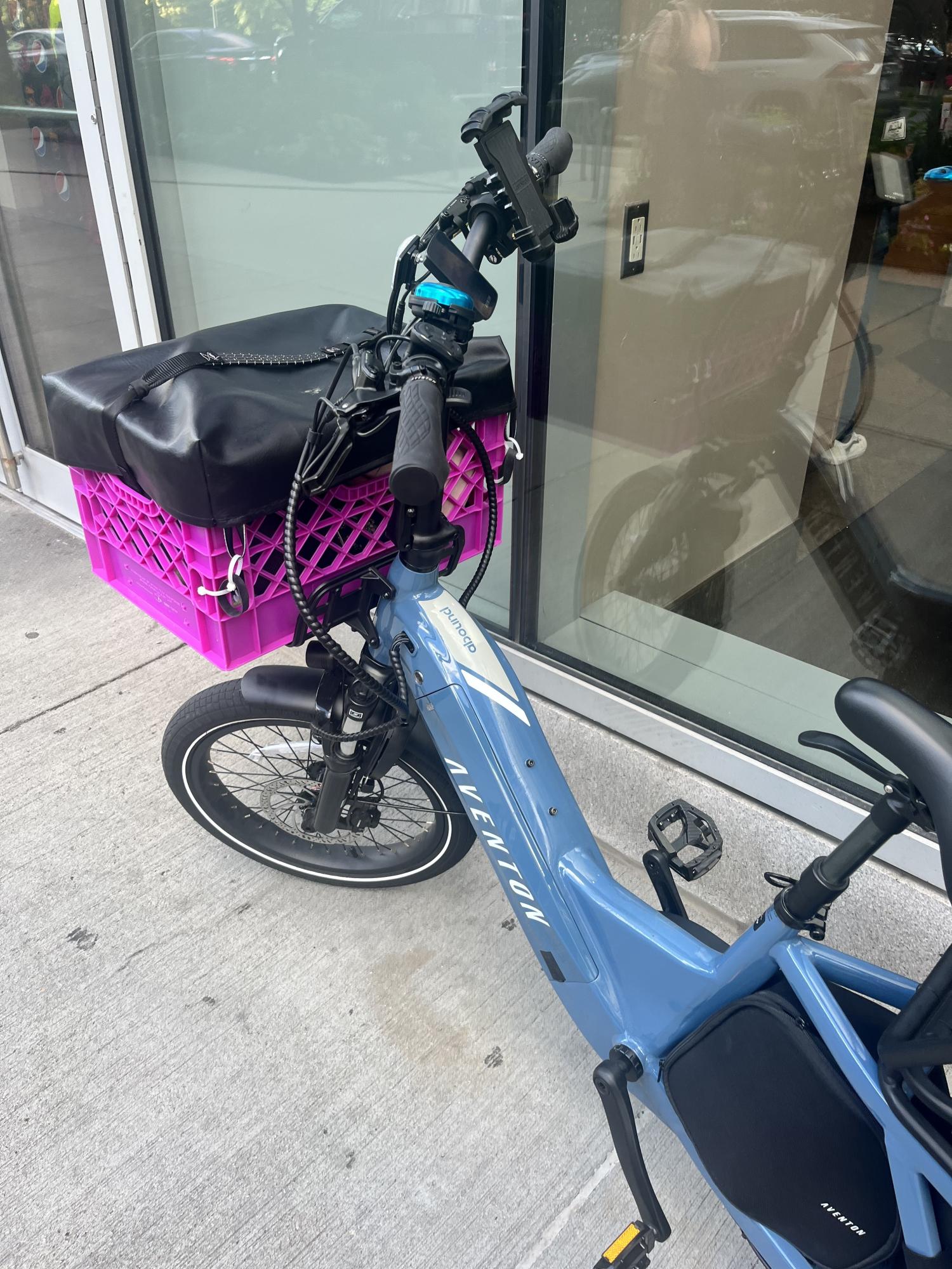 2023 Aventón Abound Blue