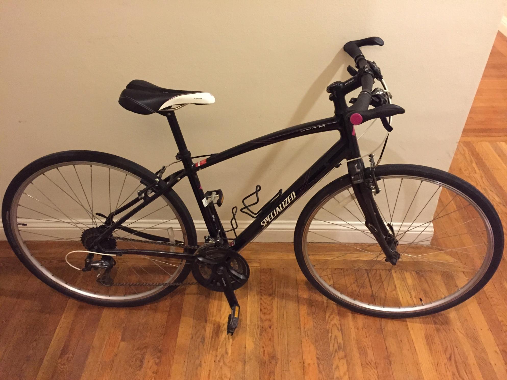 2011 Specialized Vita Elite Black and Pink