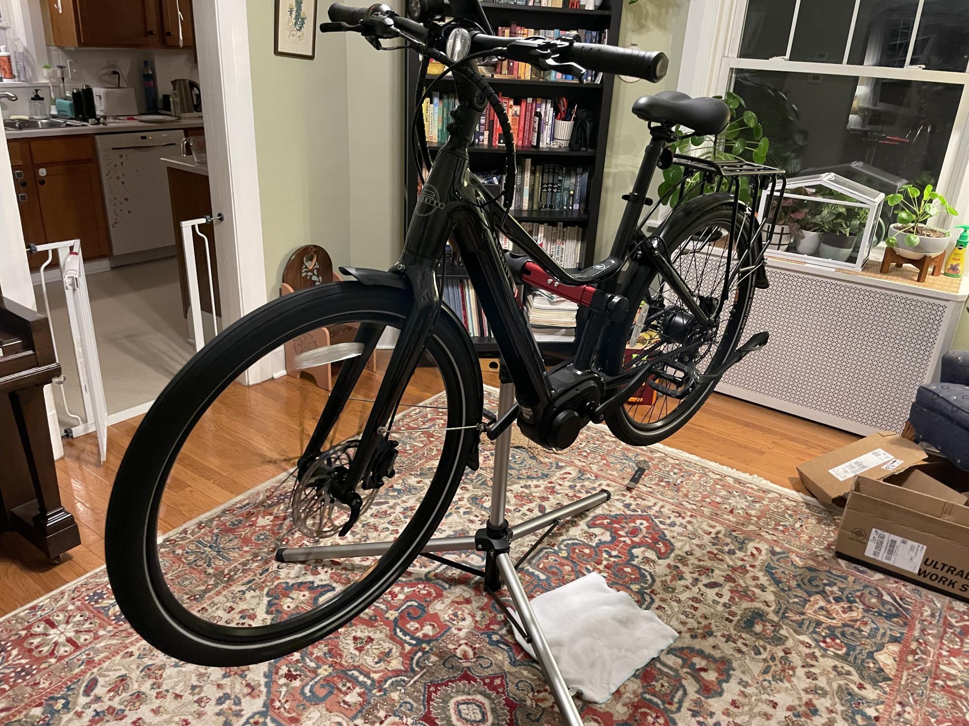2021 Priority Bicycles Current Black