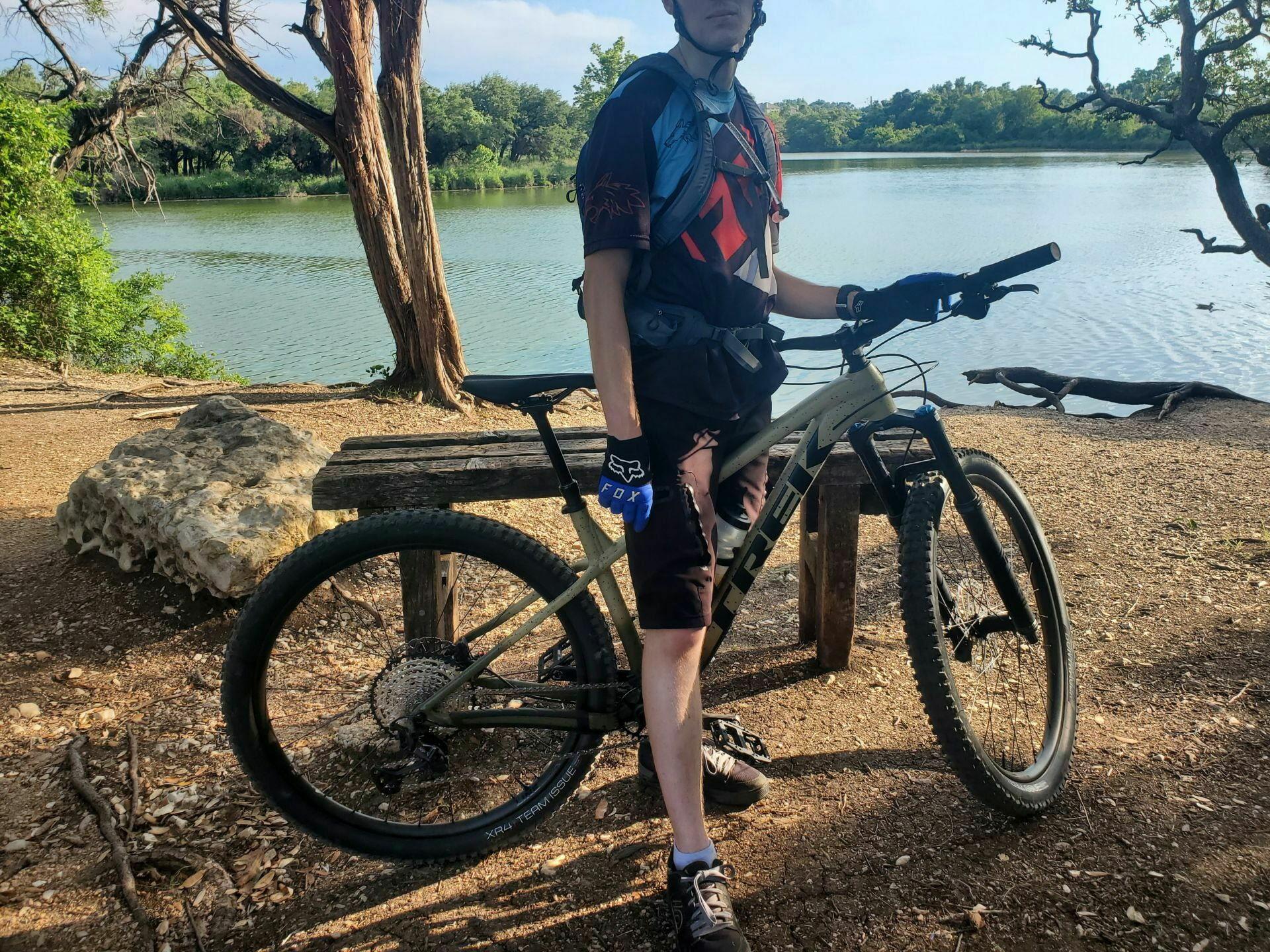 2023 Trek Roscoe 9 Green