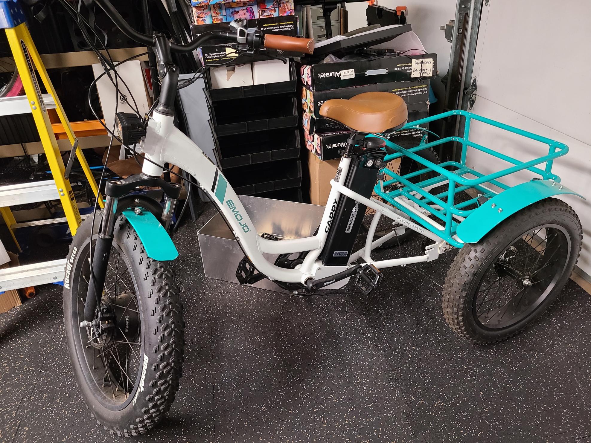 2022 Other Caddy cargo tricycle (rear storage) White