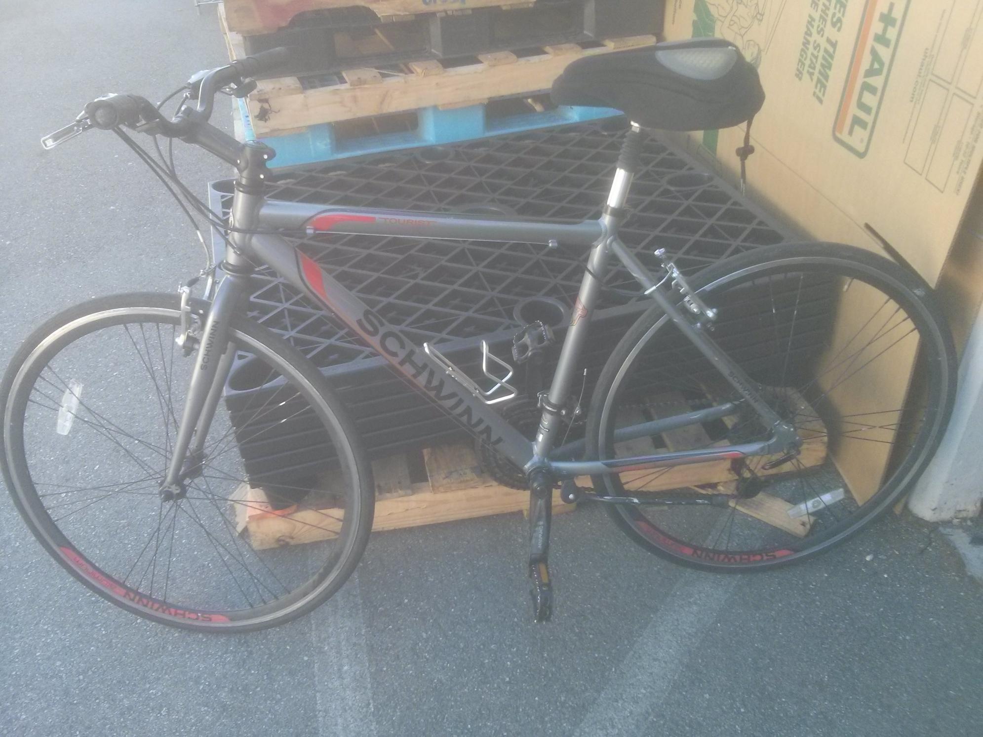 Schwinn Tourist Silver or Gray