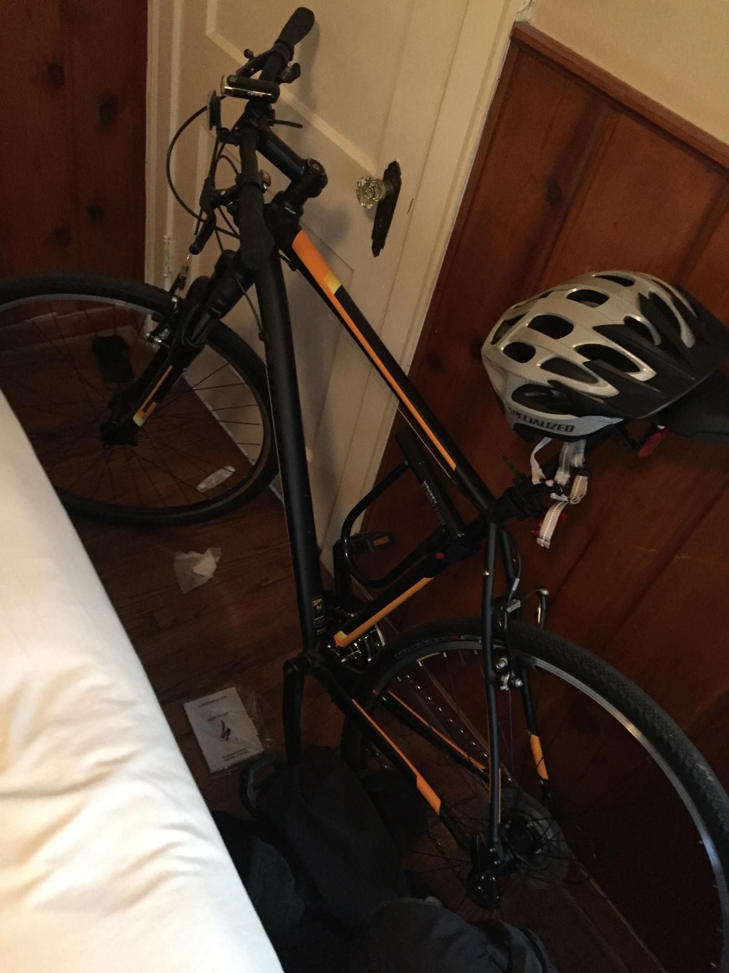 Specialized CROSSTRAIL CT BASE Black and Orange