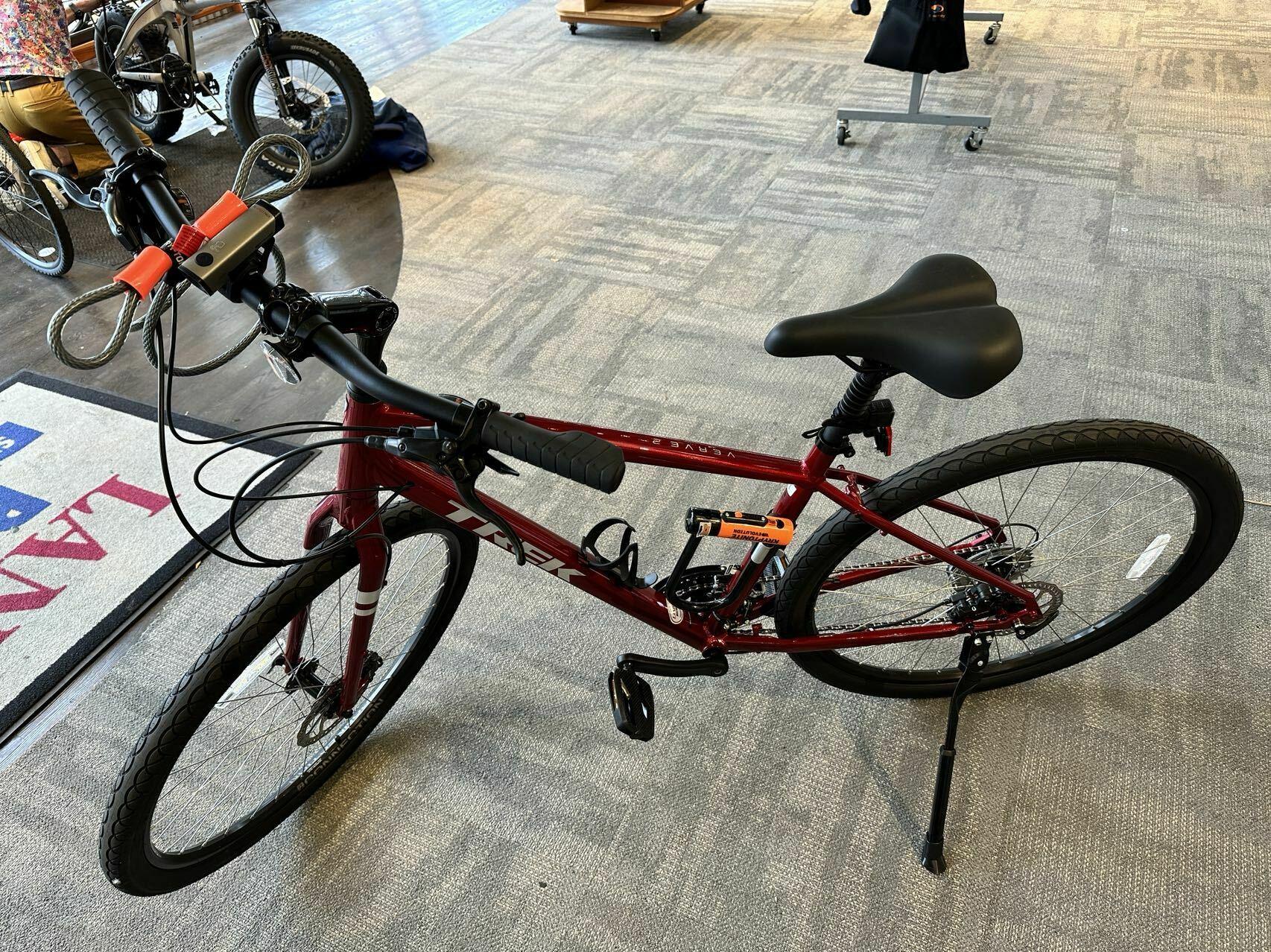 2022 Trek Verve 2 Red