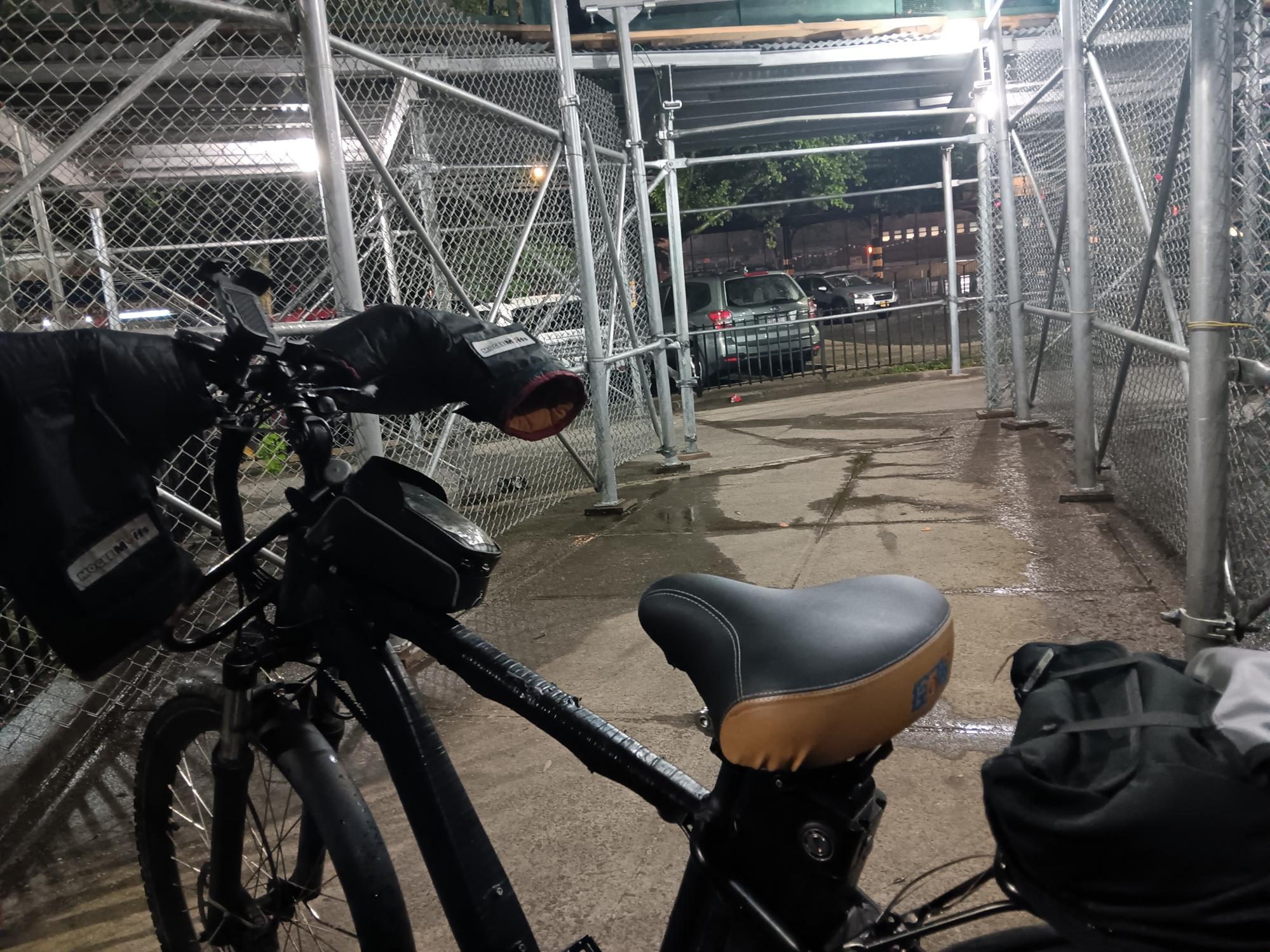 2021 Flybikes Fly 11 Black and Red