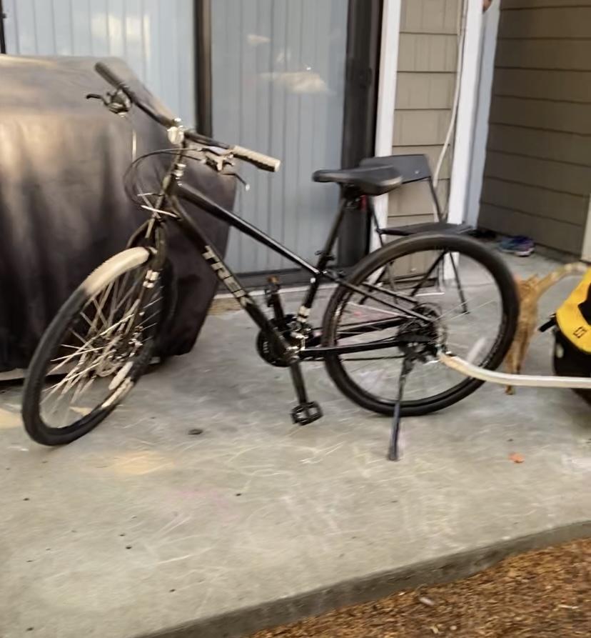 2022 Trek Verve 1 Black