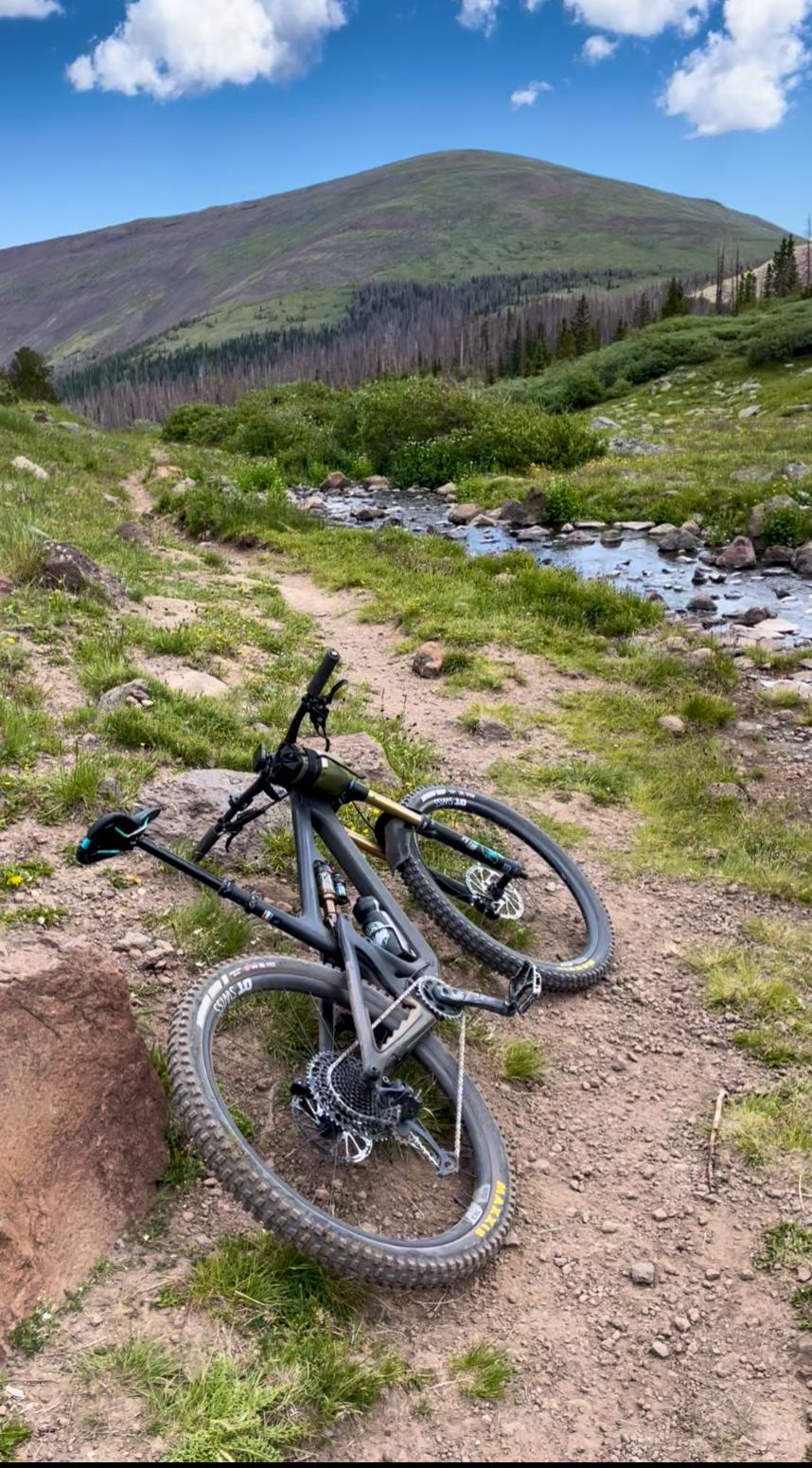 2024 Yeti SB140 LRT2 Black