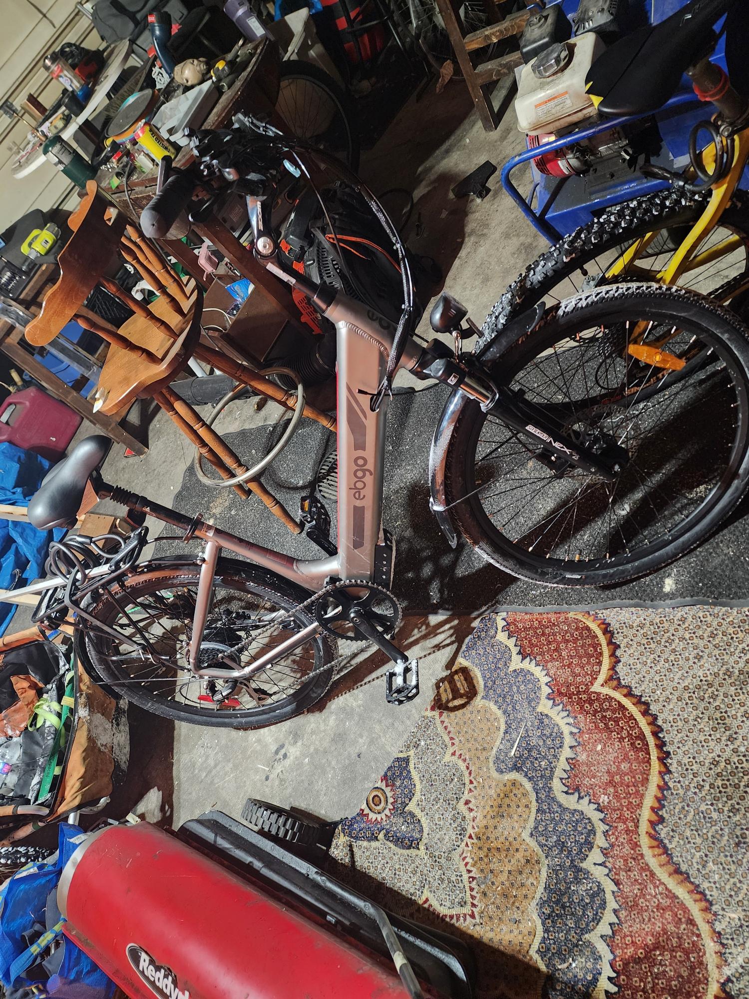 2022 Ebgo CC60 Silver, gray or bare metal