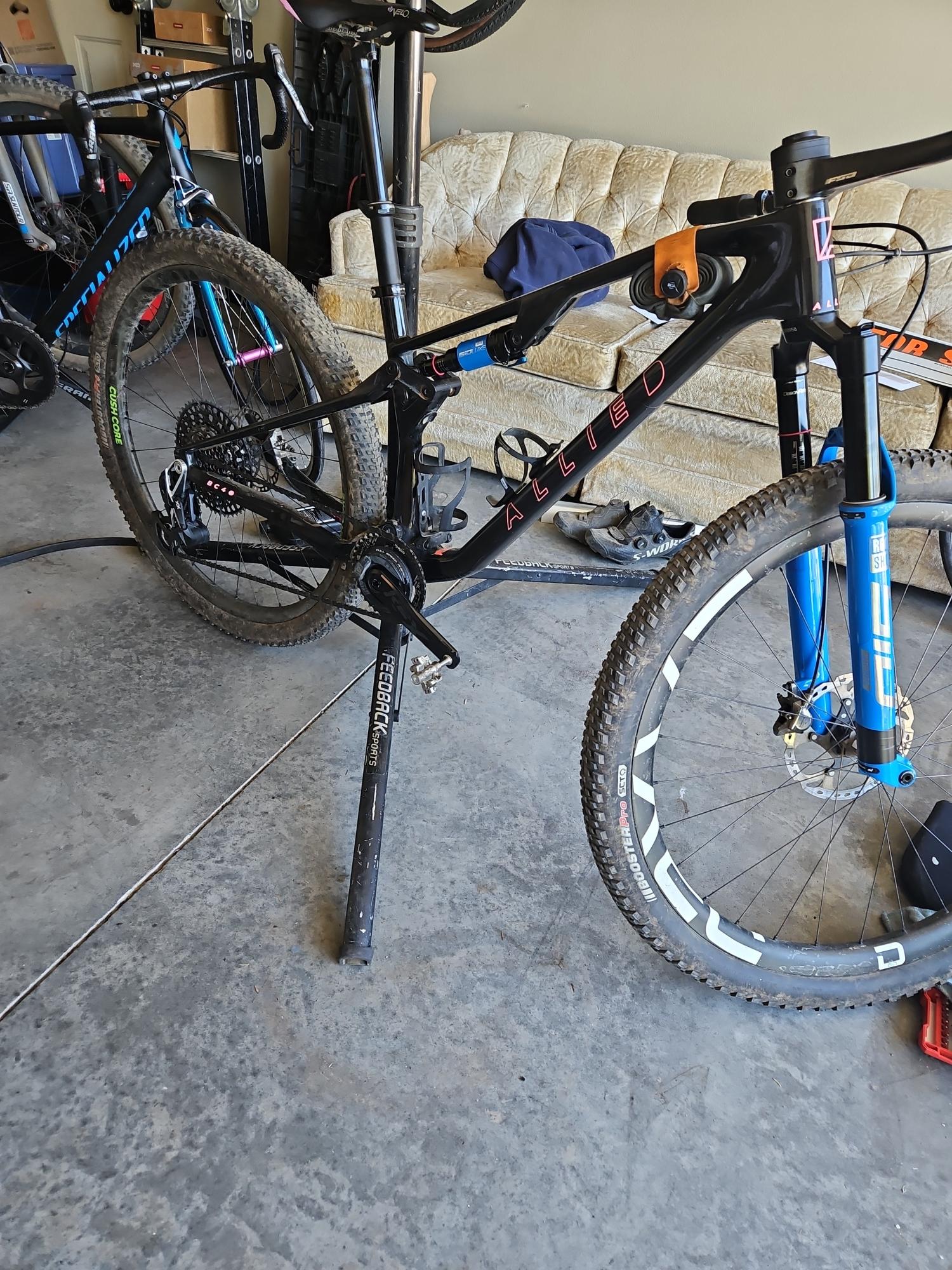 2023 Allied Bc40 Black