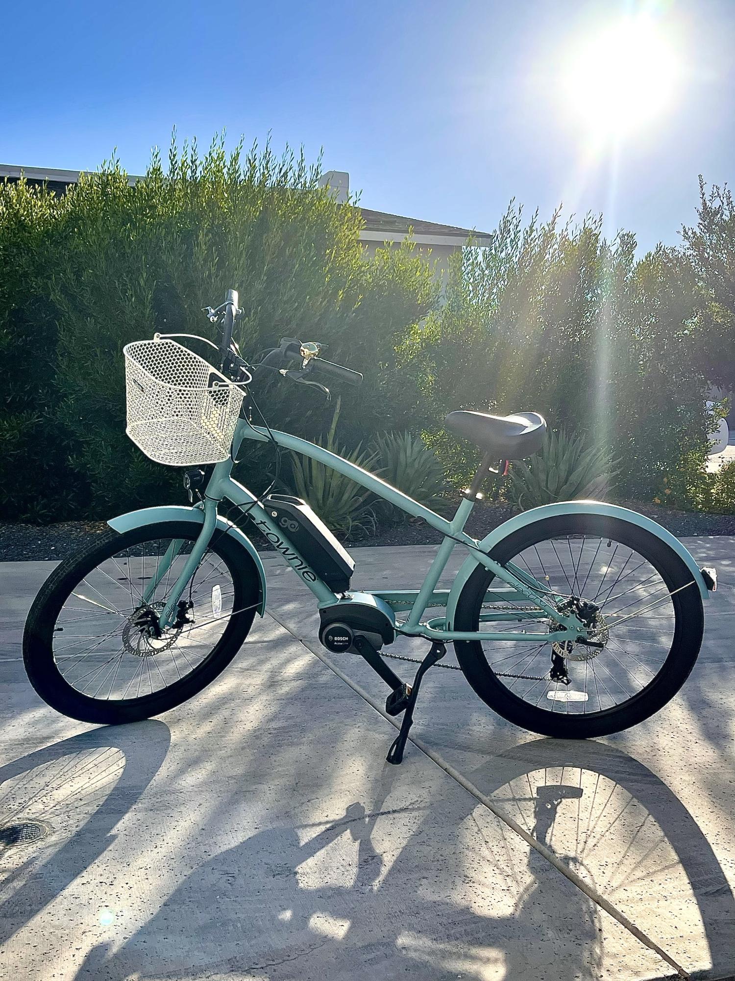 2021 Electra Townie Go! 8D EQ Step Over Blue