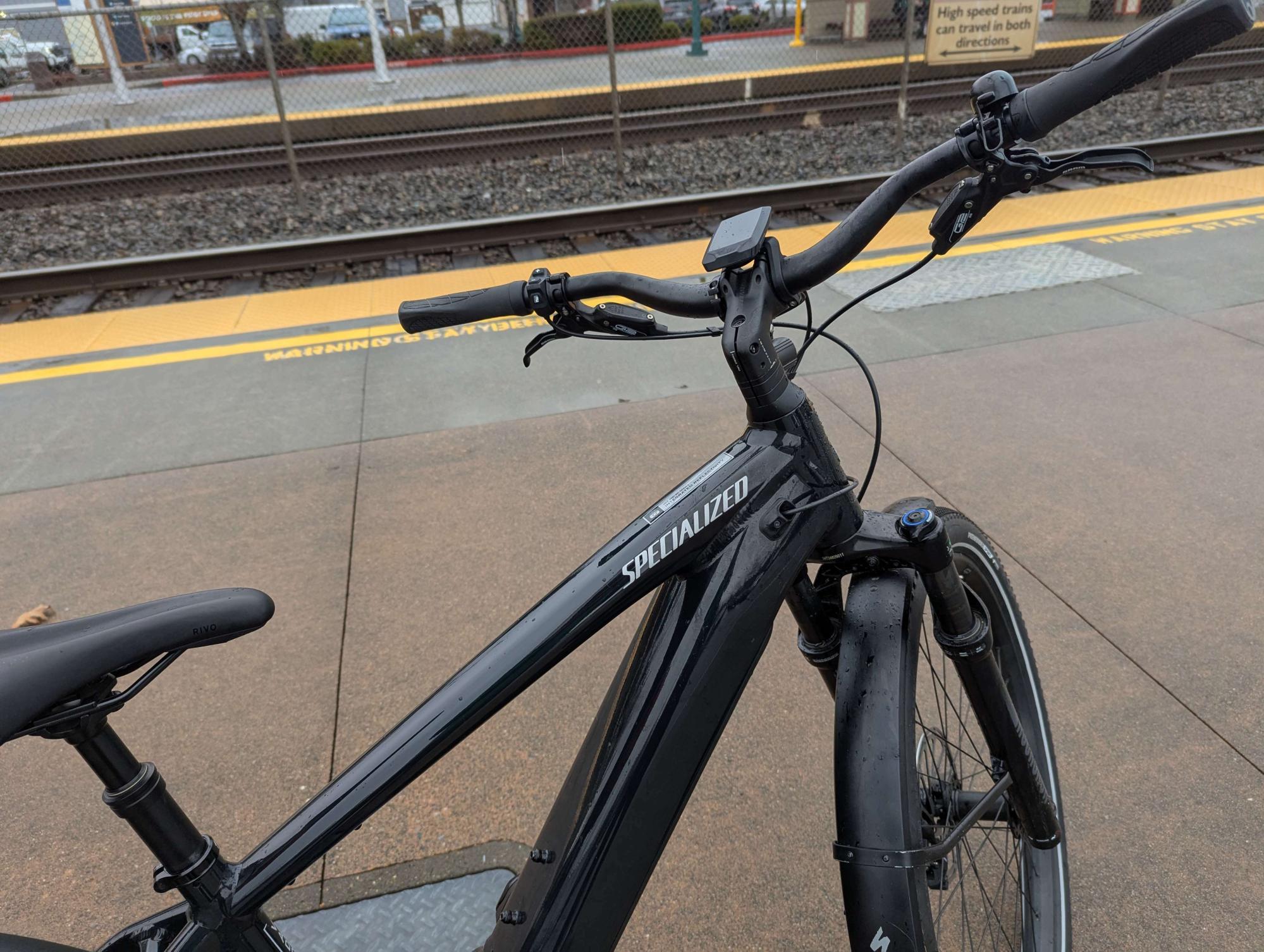 2022 Specialized Turbo Vado 5.0 IGH Black