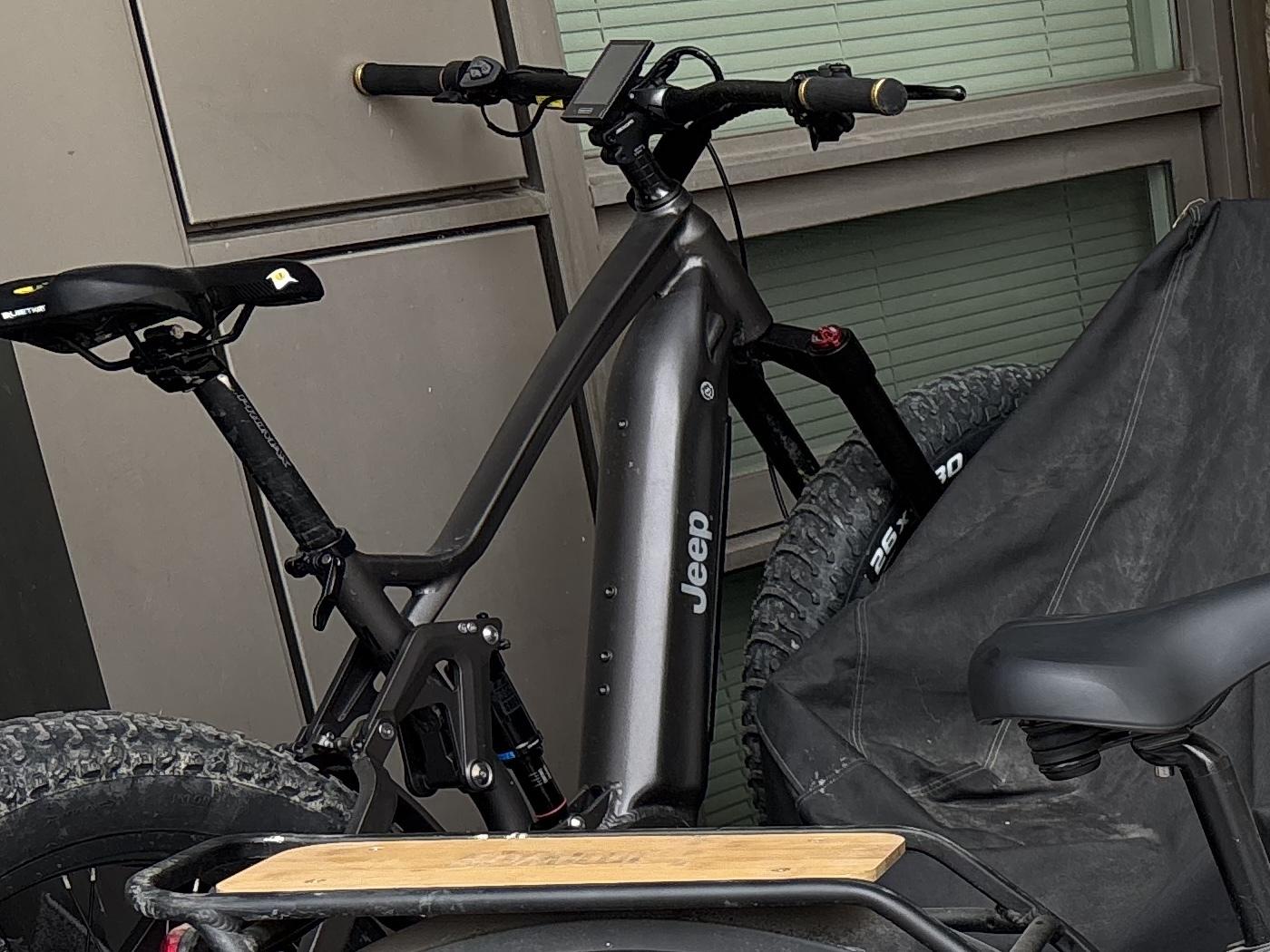 2023 Quietkat Jeep Black