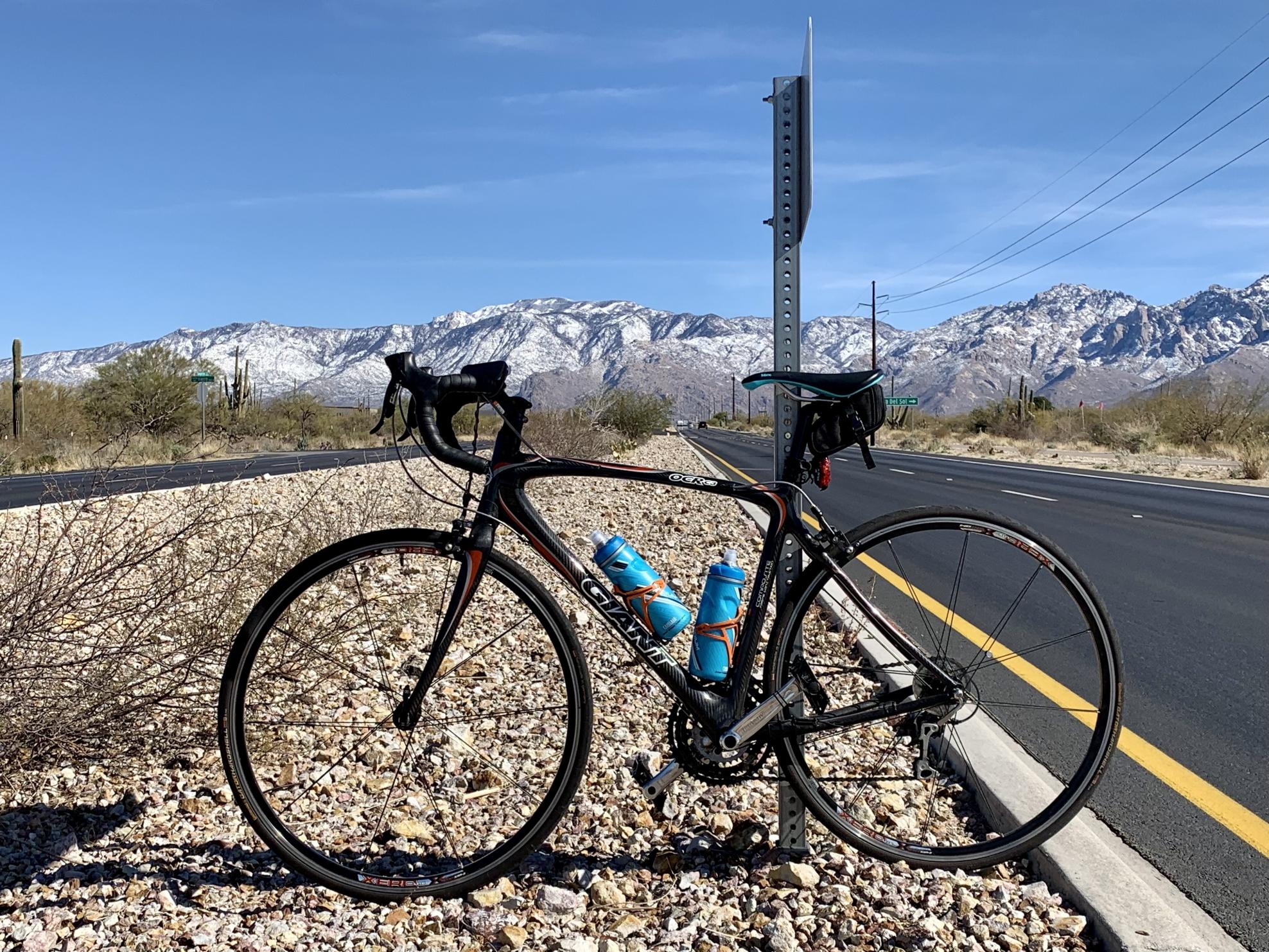 2016 Giant OCR C3 Black, Orange, and Silver, gray or bare metal