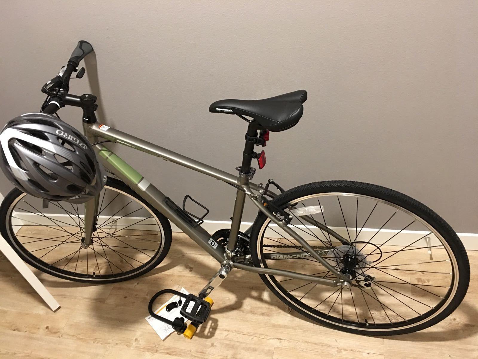 2016 Diamondback Insight Silver or Gray