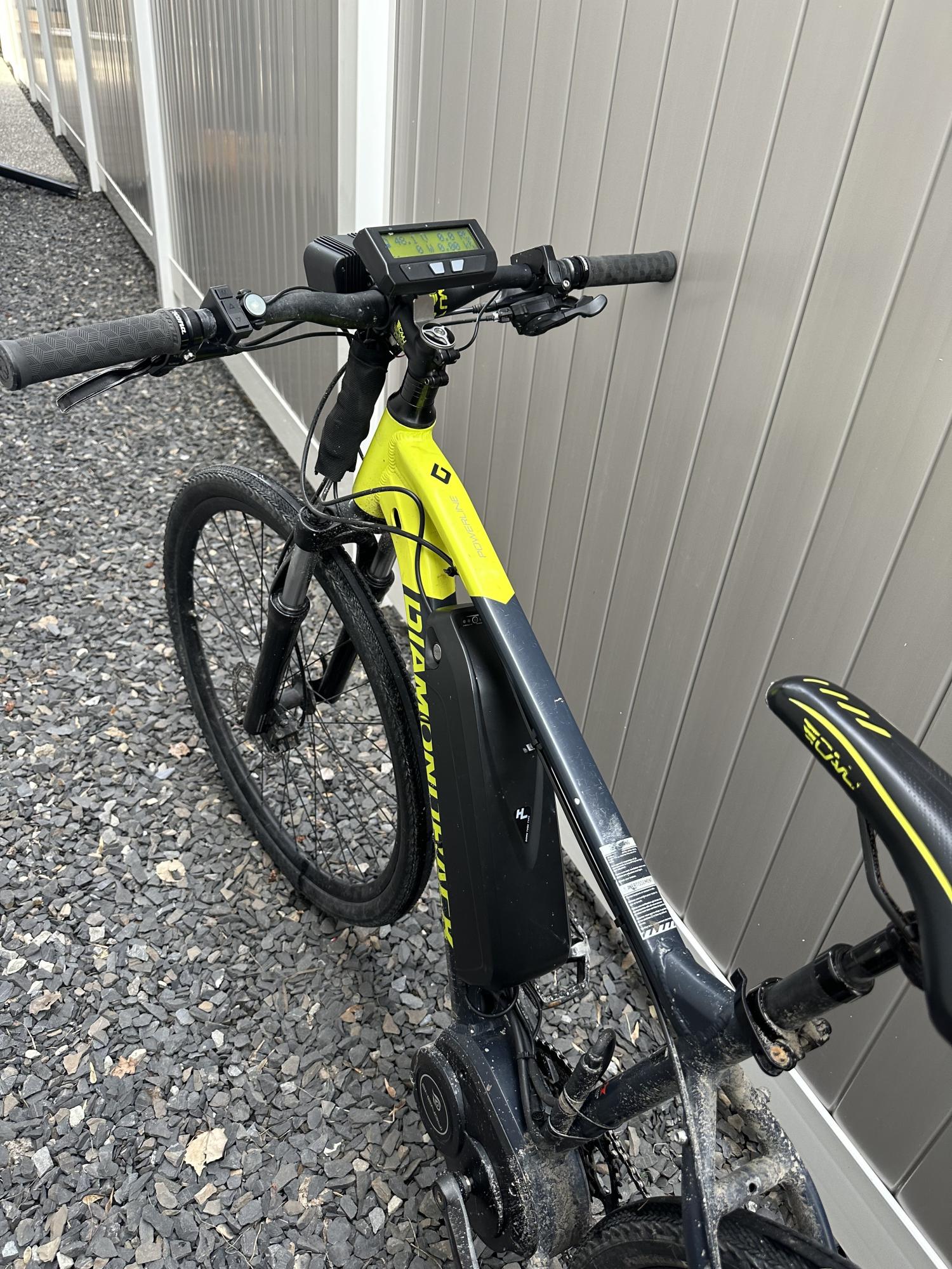 Diamondback Powerline Yellow or Gold