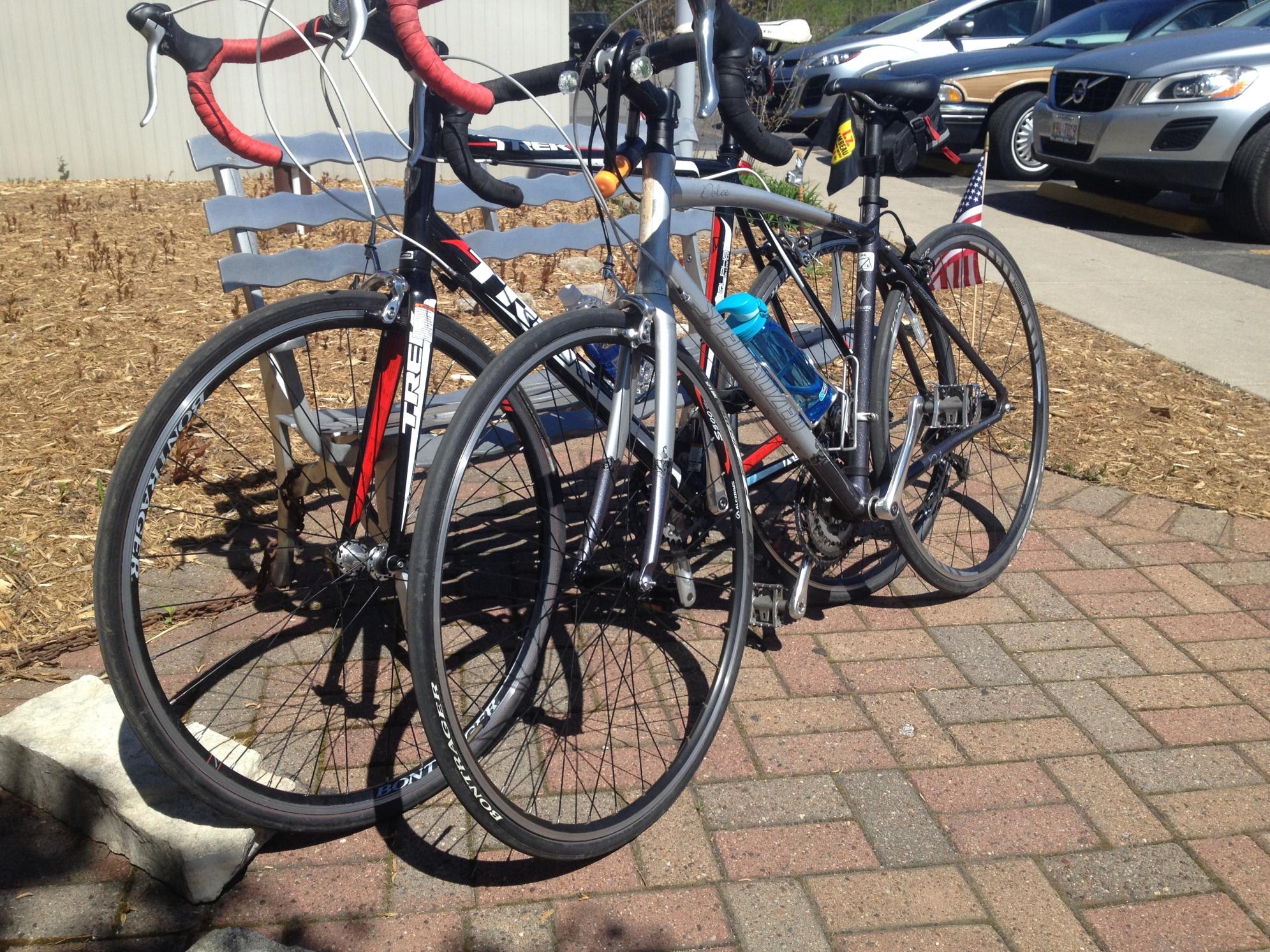 2009 Specialized Silver or Gray