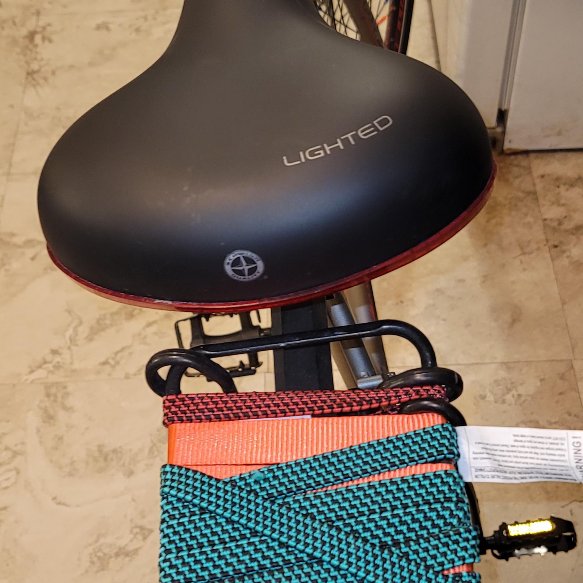 2021 Kent 700C Eagle Ridge Silver, gray or bare metal and Red