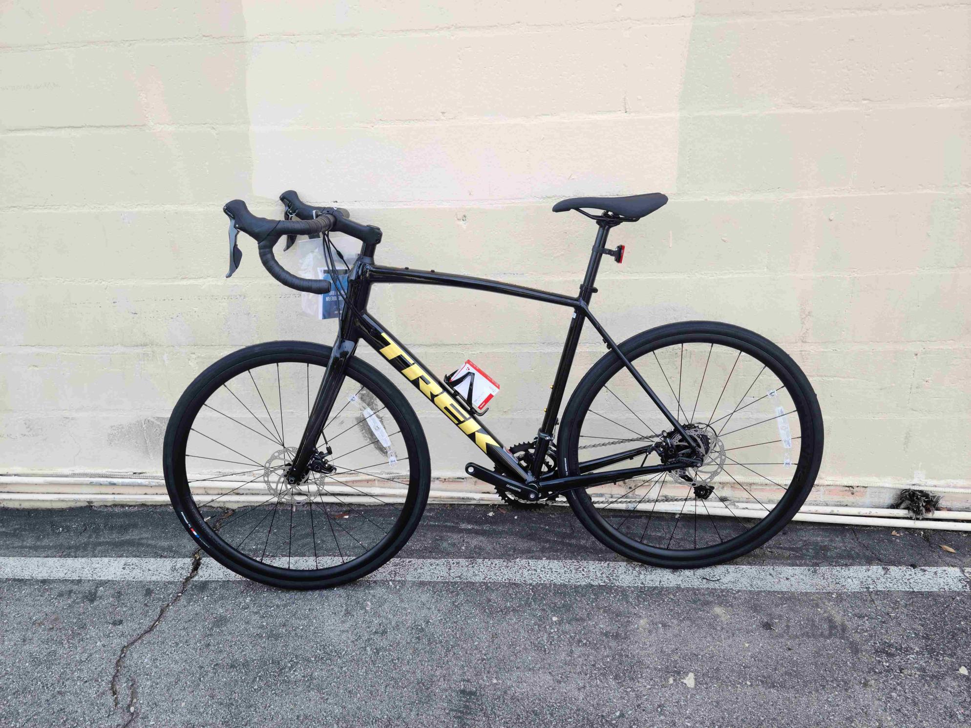 2022 Trek Domane AL 2 Disc Black