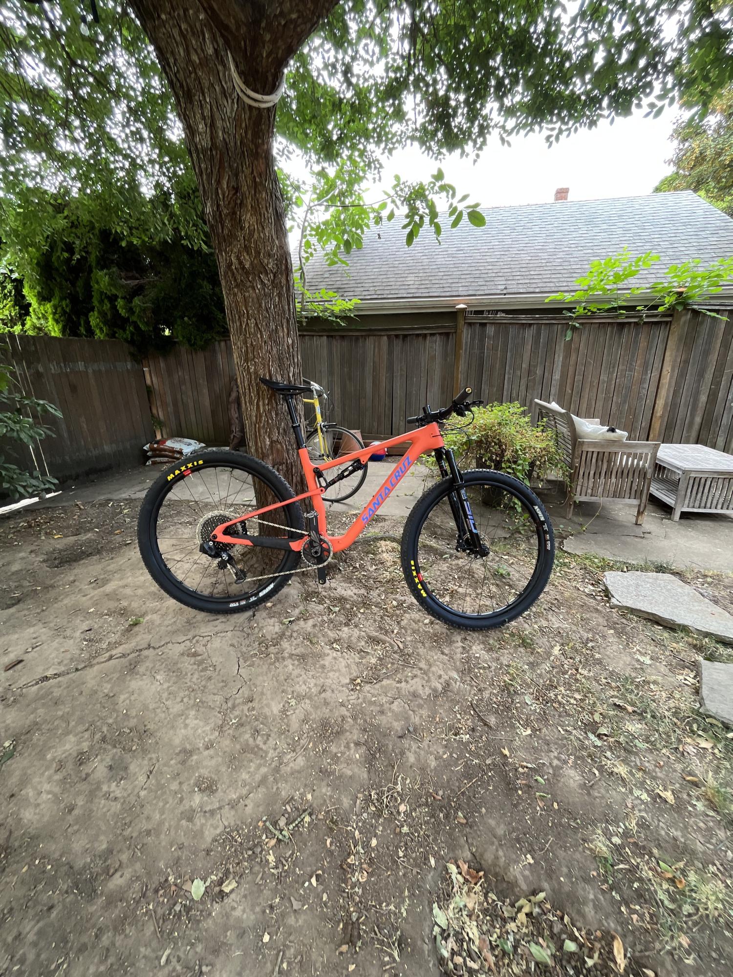 2022 Santa Cruz Santa Cruz Blur C Orange