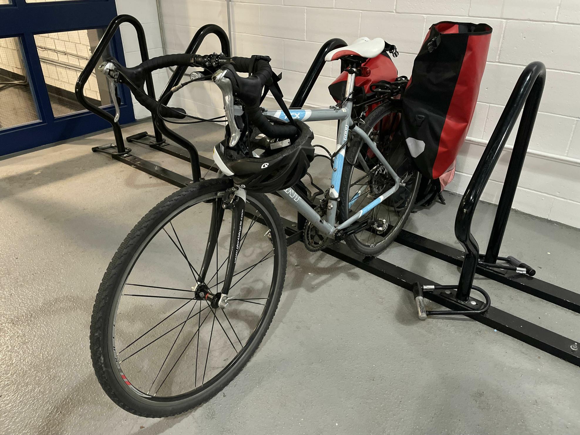 2004 Giant TCX Blue
