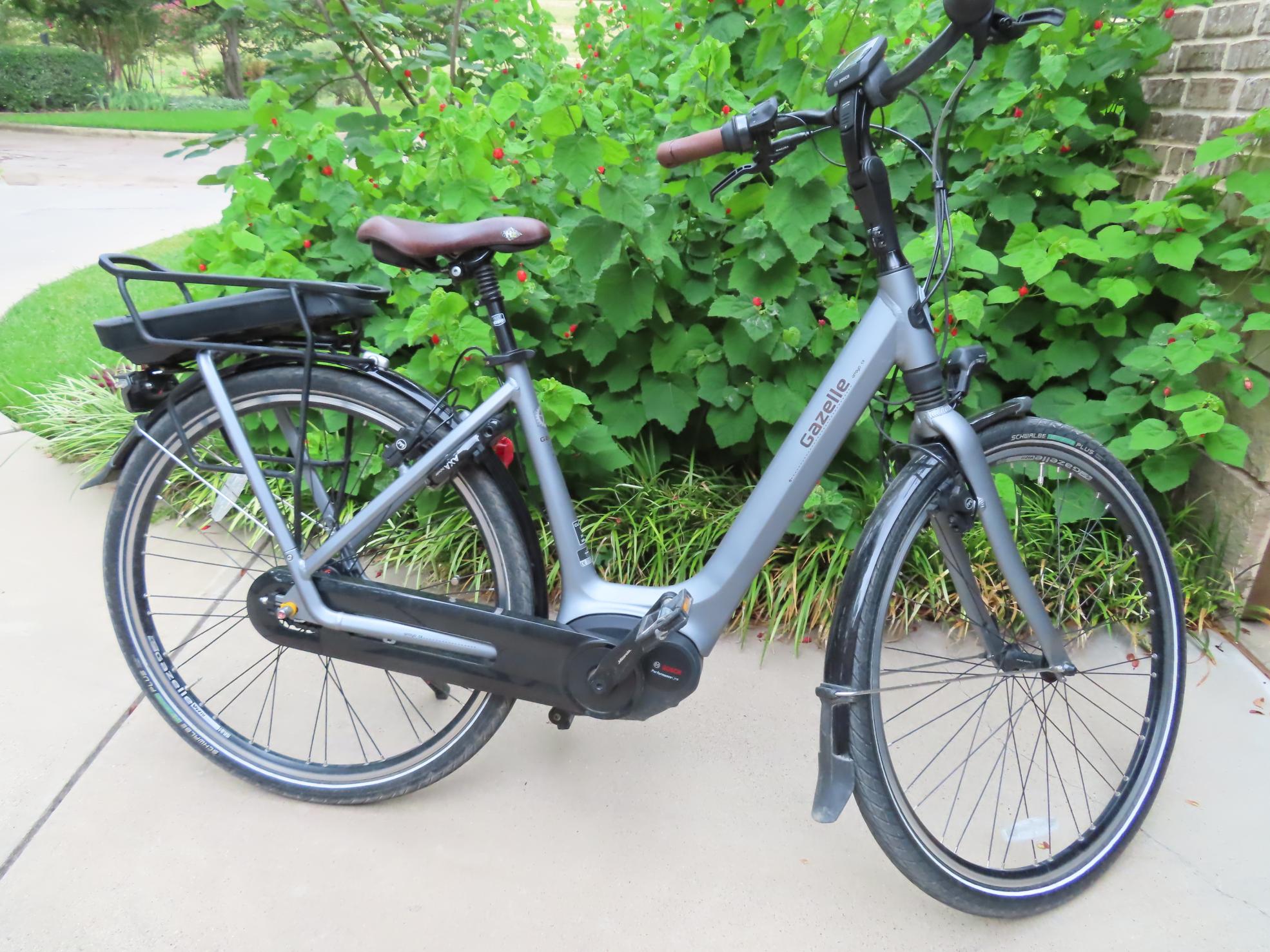 2018 Gazelle Arroyo C8 Silver, gray or bare metal