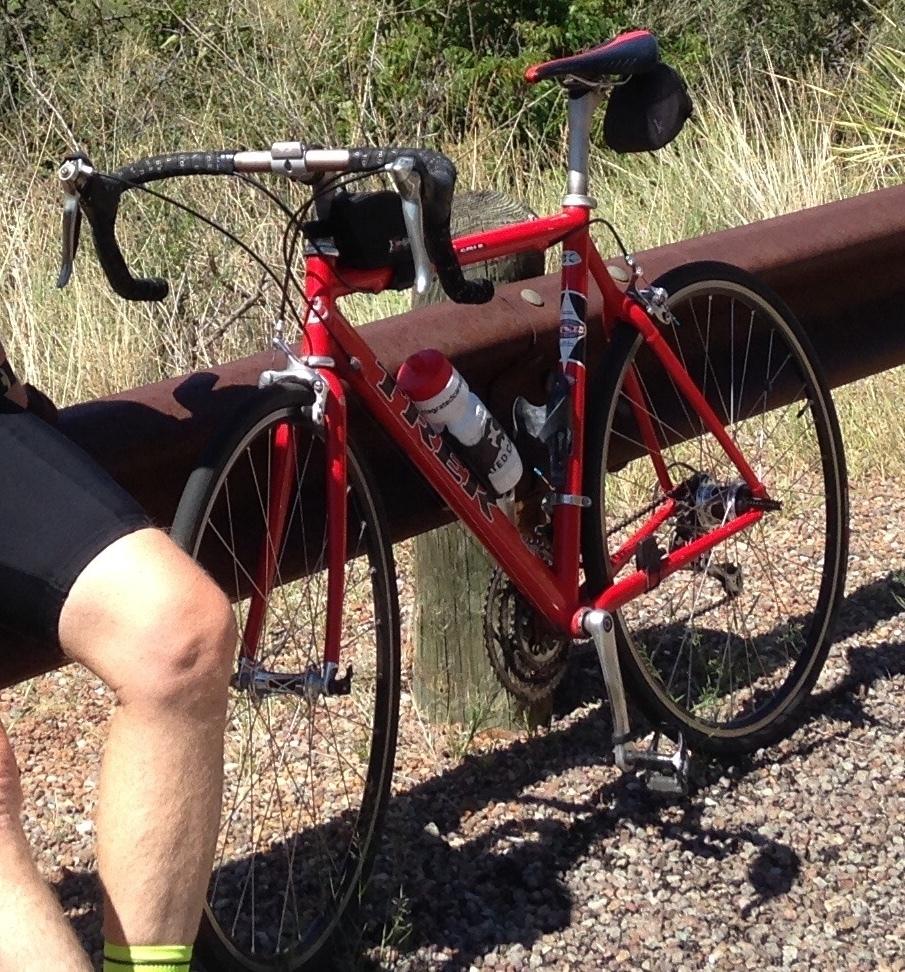 2000 Trek 2200 Red