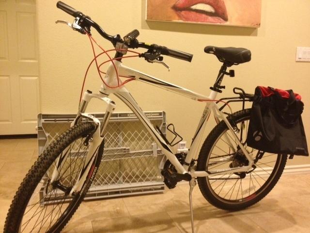 2013 Giant Revel 3  White