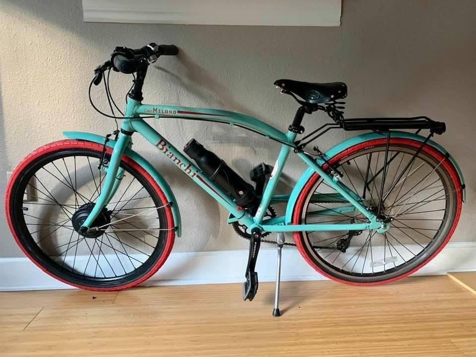 2009 Bianchi Milano Cafe Racer Green and Red