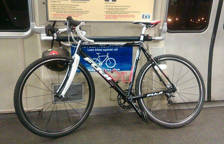 2009 Fuji Cross Comp Black, White, and Red