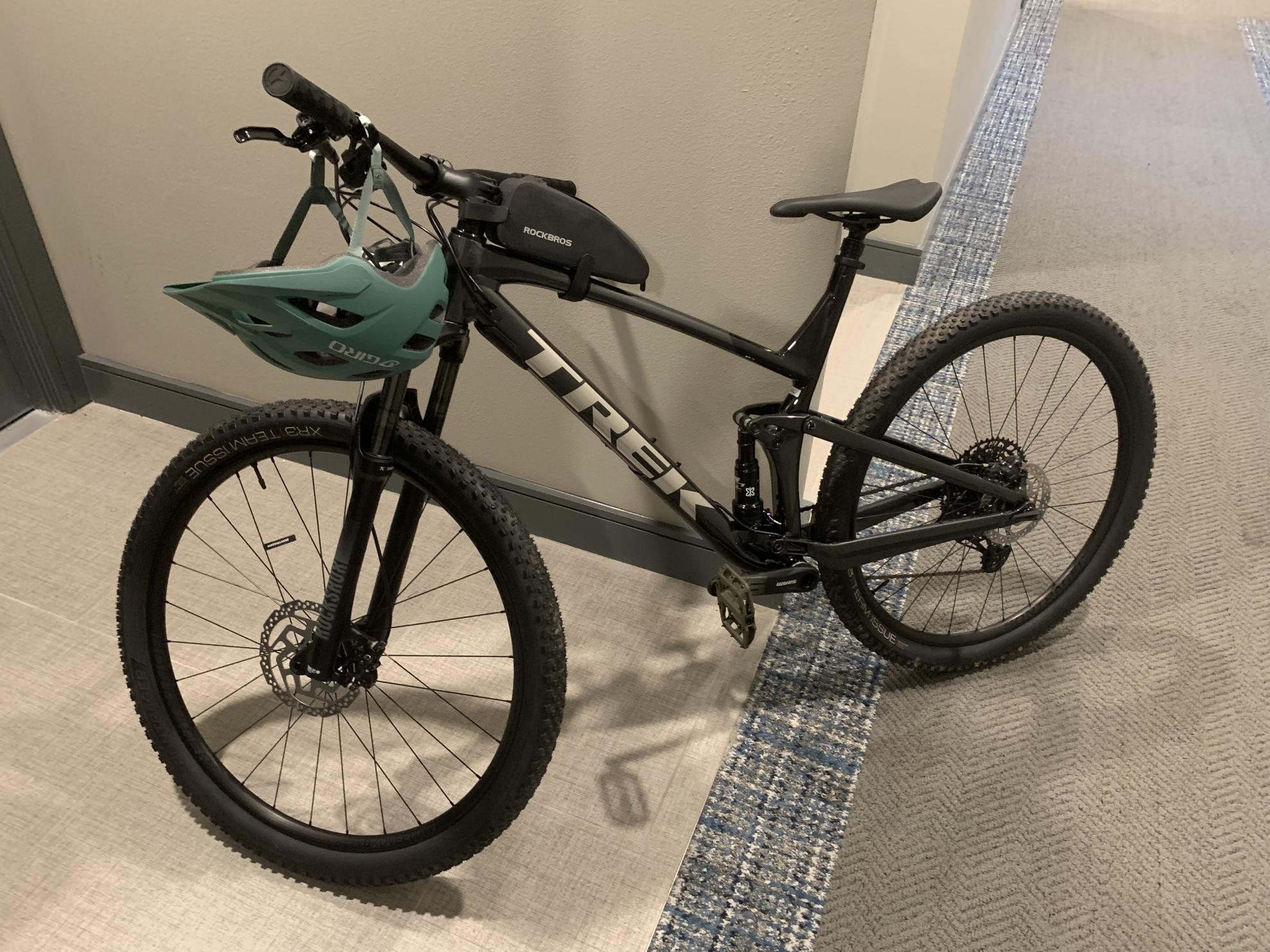 2021 Trek Top Fuel 7 Black
