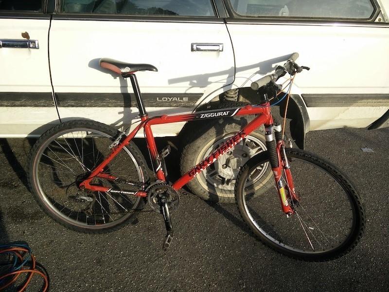 1999 Gary Fisher Ziggurat Red and Black