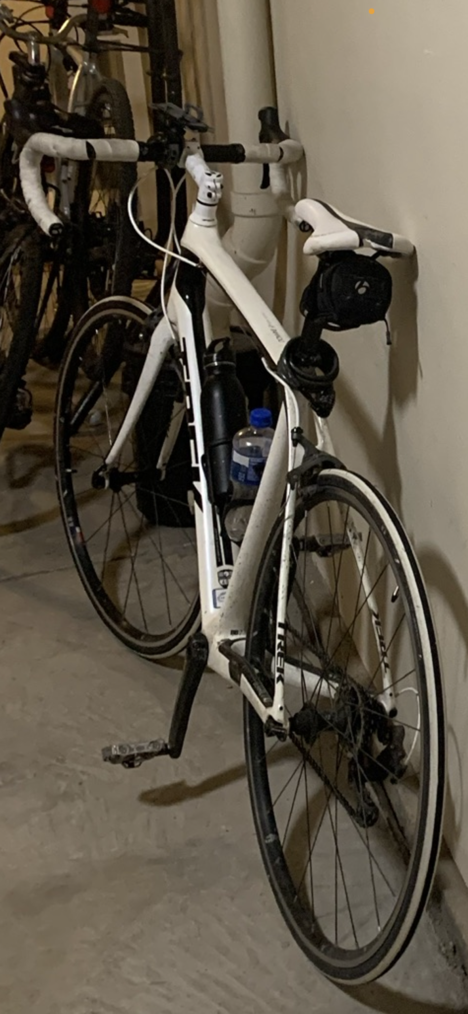 2014 Trek Domane 4.7 White and Black