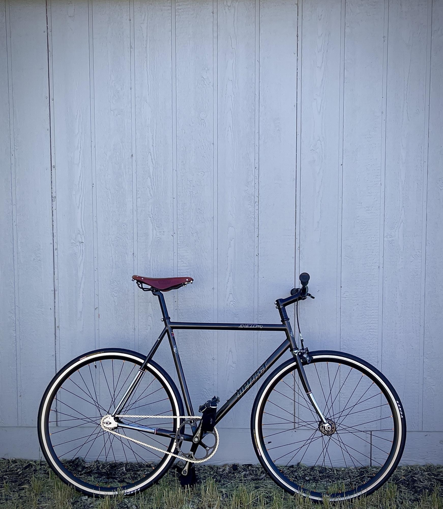 2022 Mercier Kilo TT pro Silver, gray or bare metal