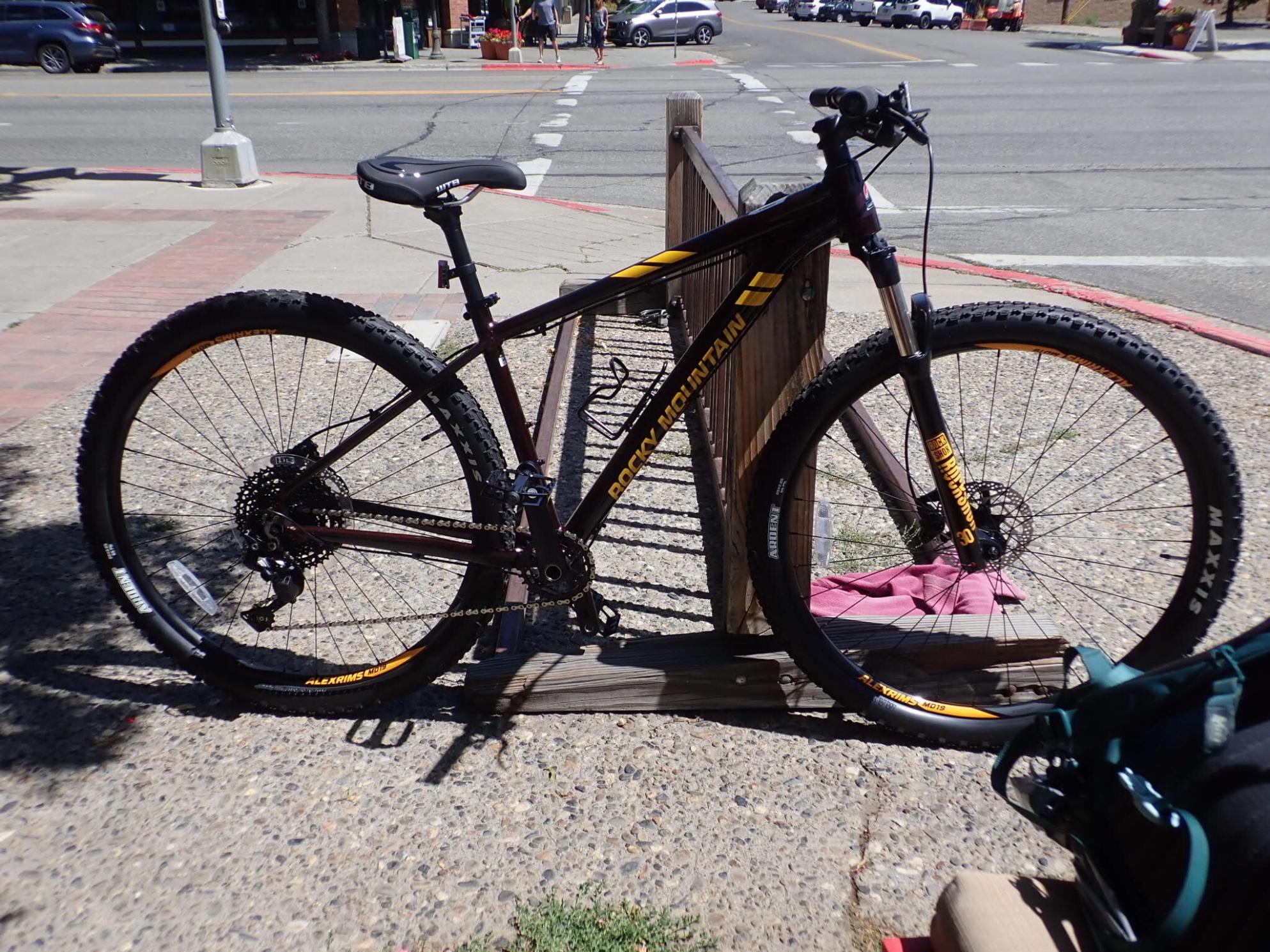 2019 Rocky Mountain Bicycles Brown