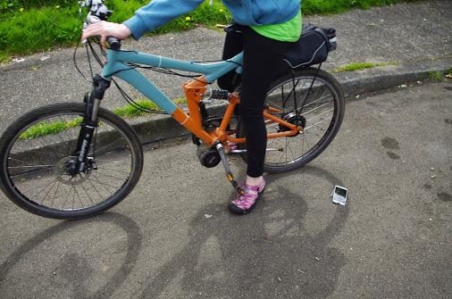 2005 Schwinn full suspension mountain Blue and Orange
