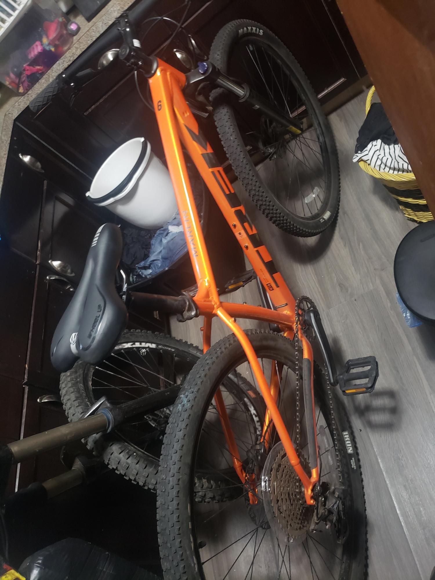 2020 Trek Marlin 60 Orange