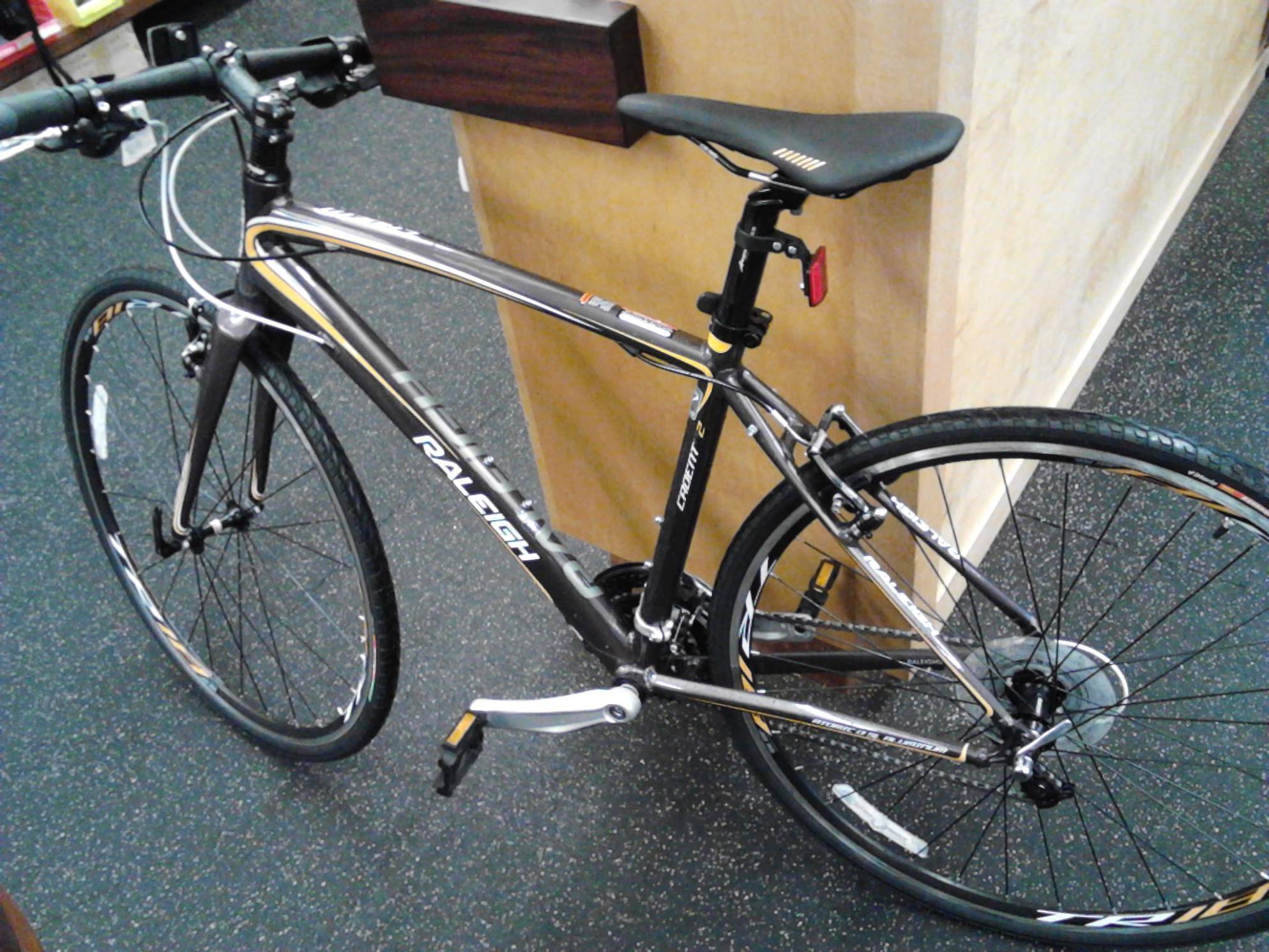 2012 Raleigh Cadent FT2  Black