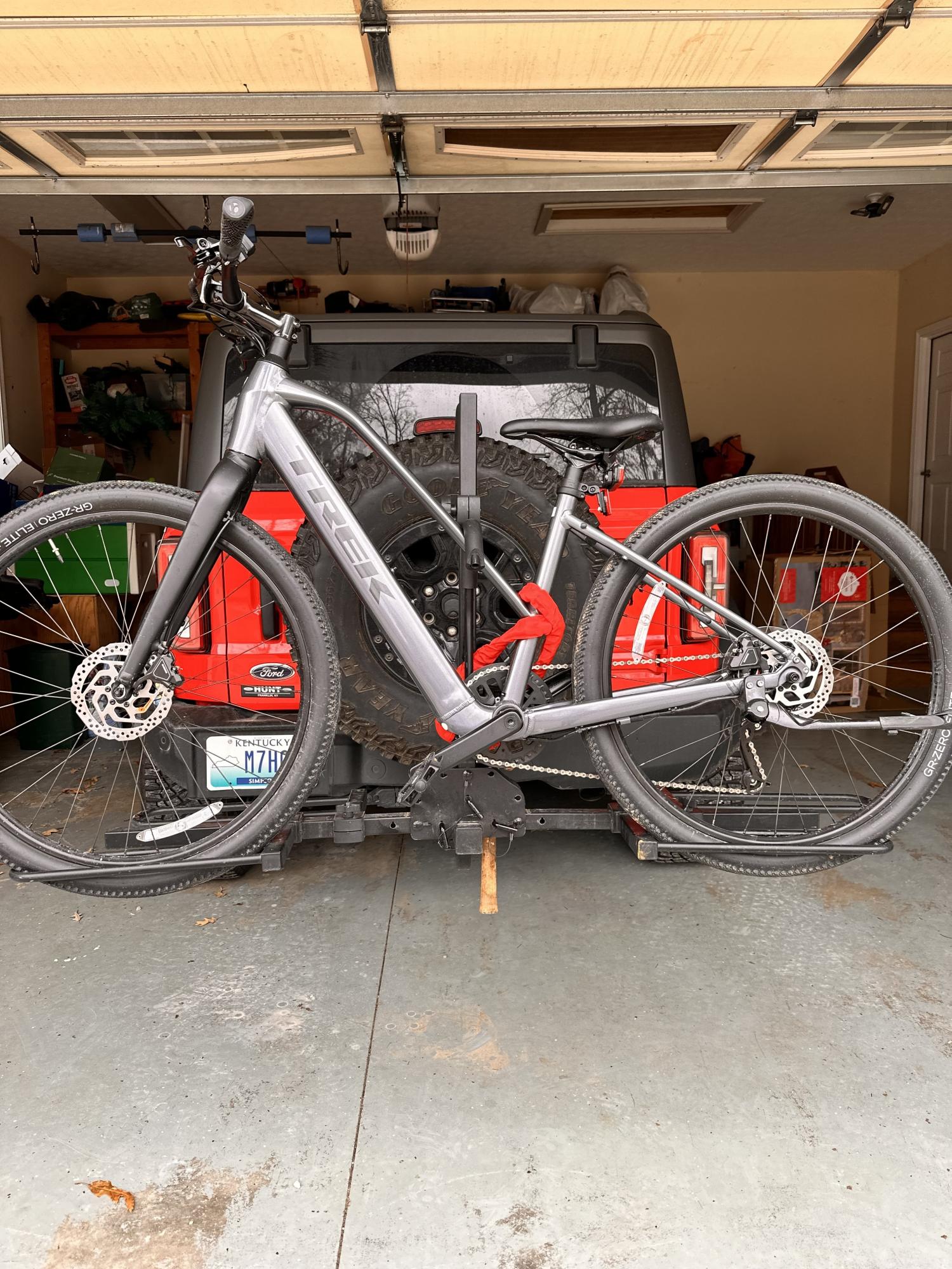 2024 Trek SM Silver, gray or bare metal