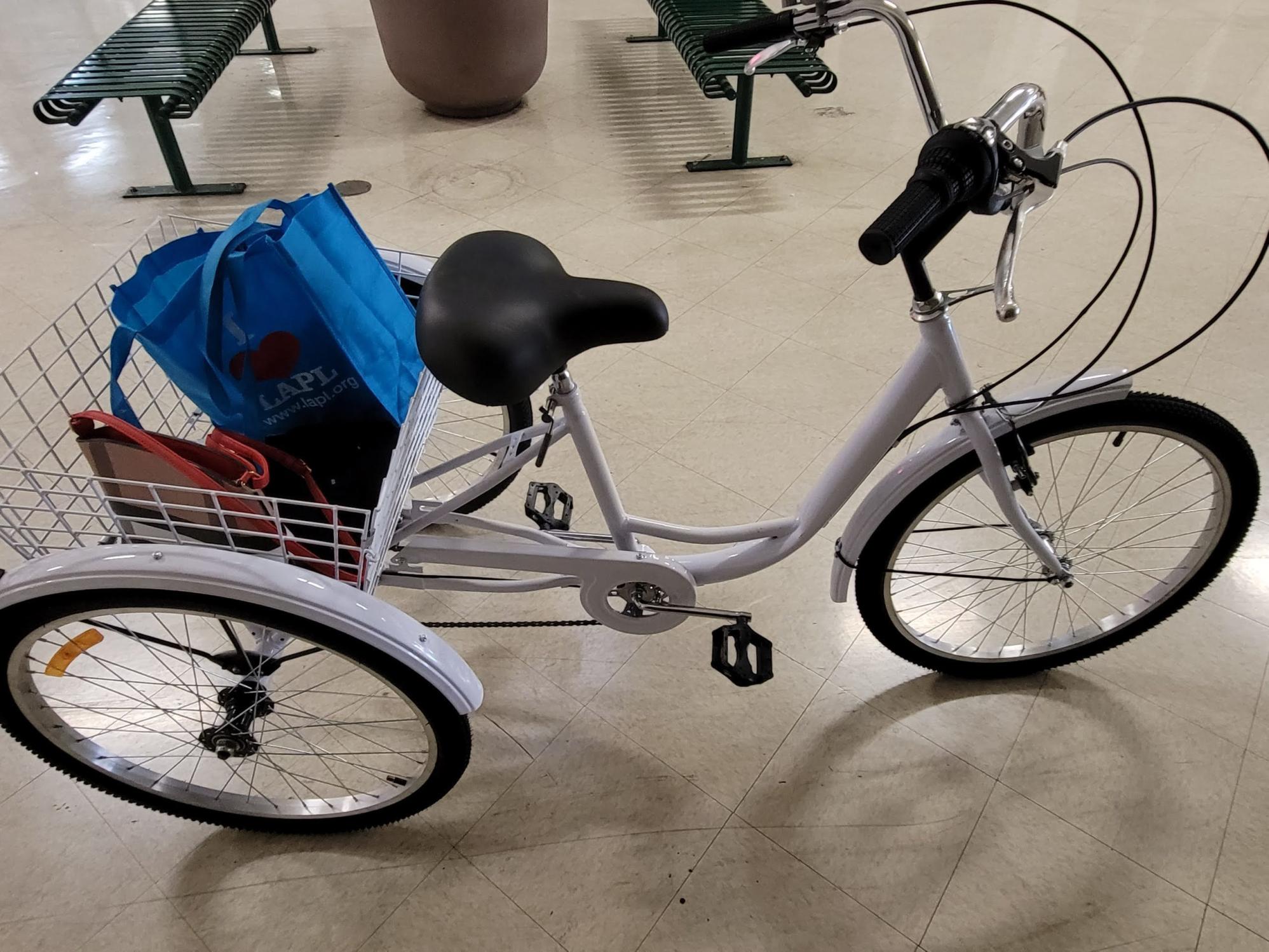 2022 Other tricycle White