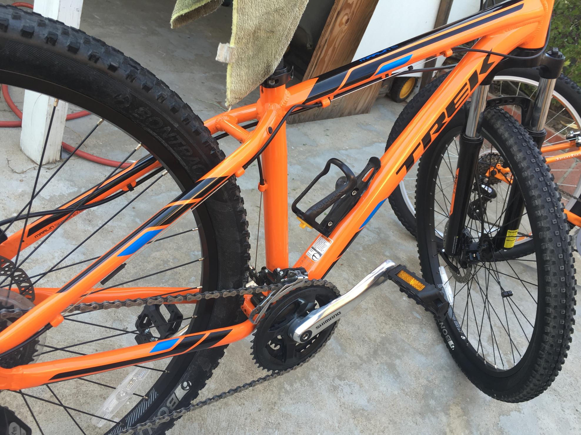 2015 Trek Alpha Silver Aluminum w/semi-integrated head tube, rack & fender mounts, G2 Geometry on...