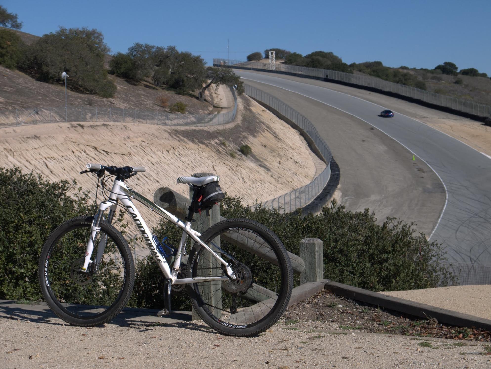 2013 Cannondale Trail SL 2 White