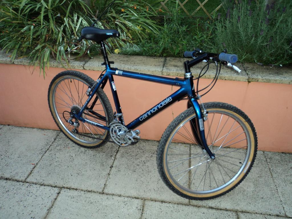 1992 Cannondale M700  Blue