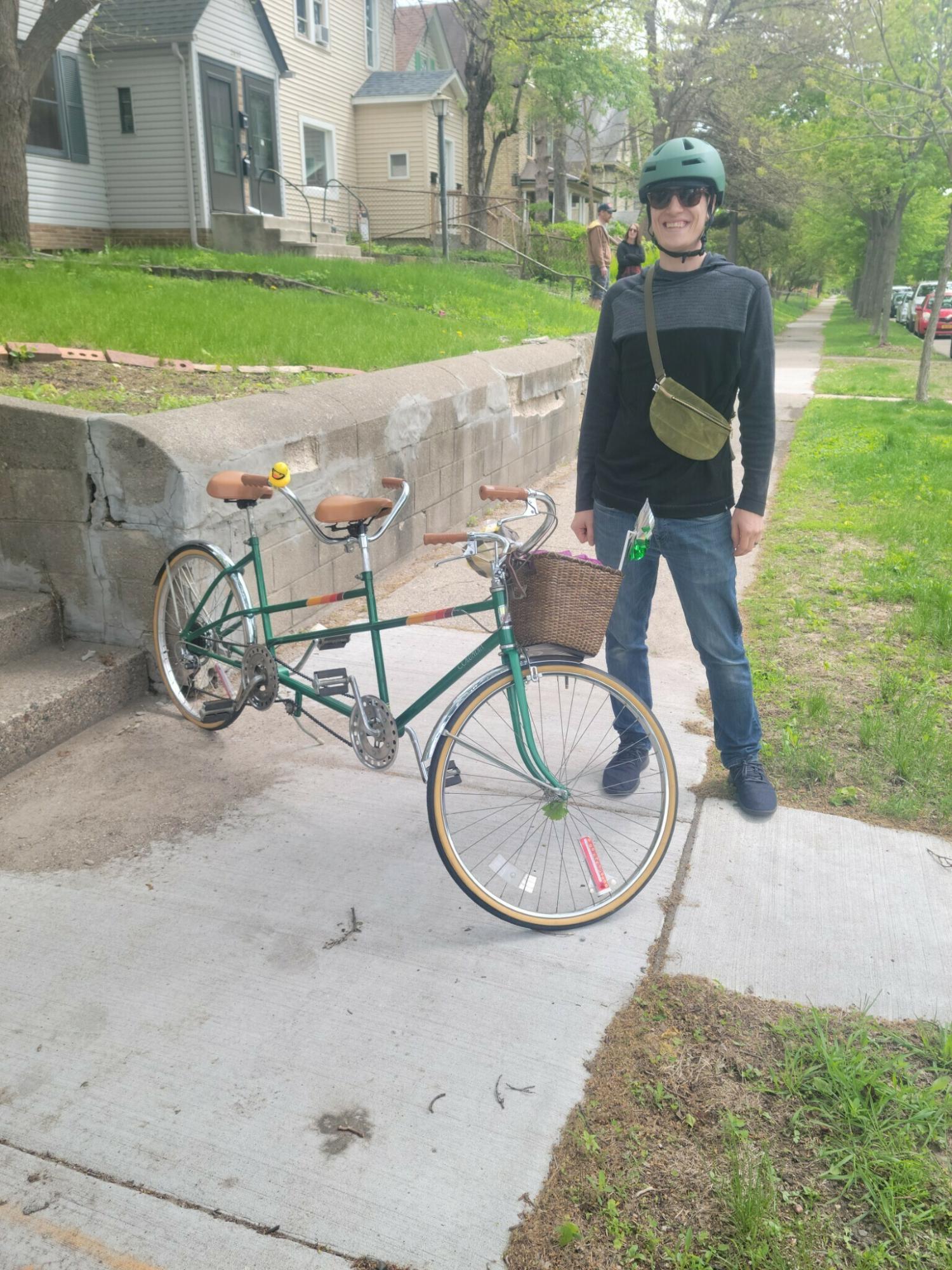 2024 Columbia 8180.0569 tandem Green