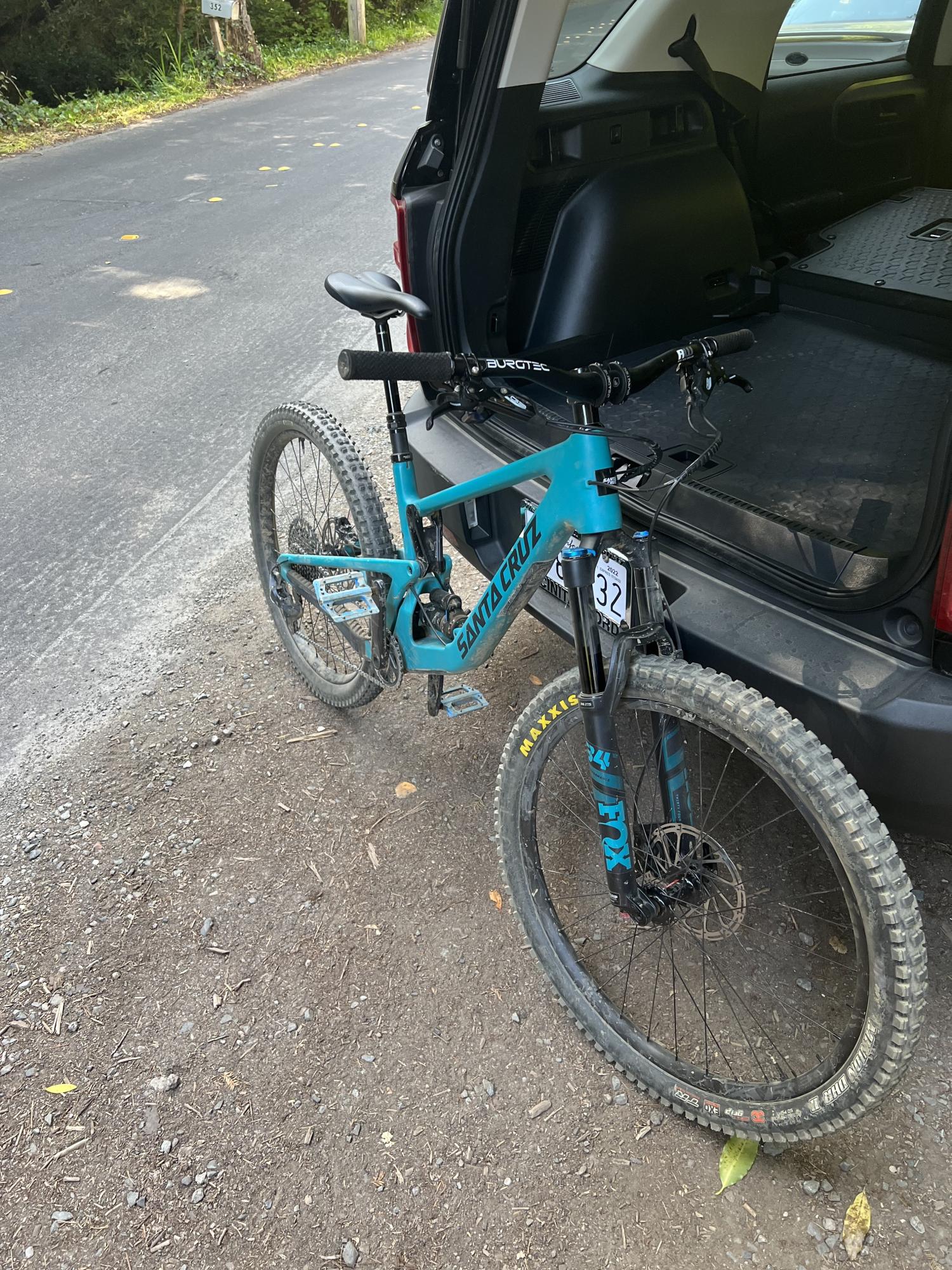 2021 Santa Cruz 5010 C Blue