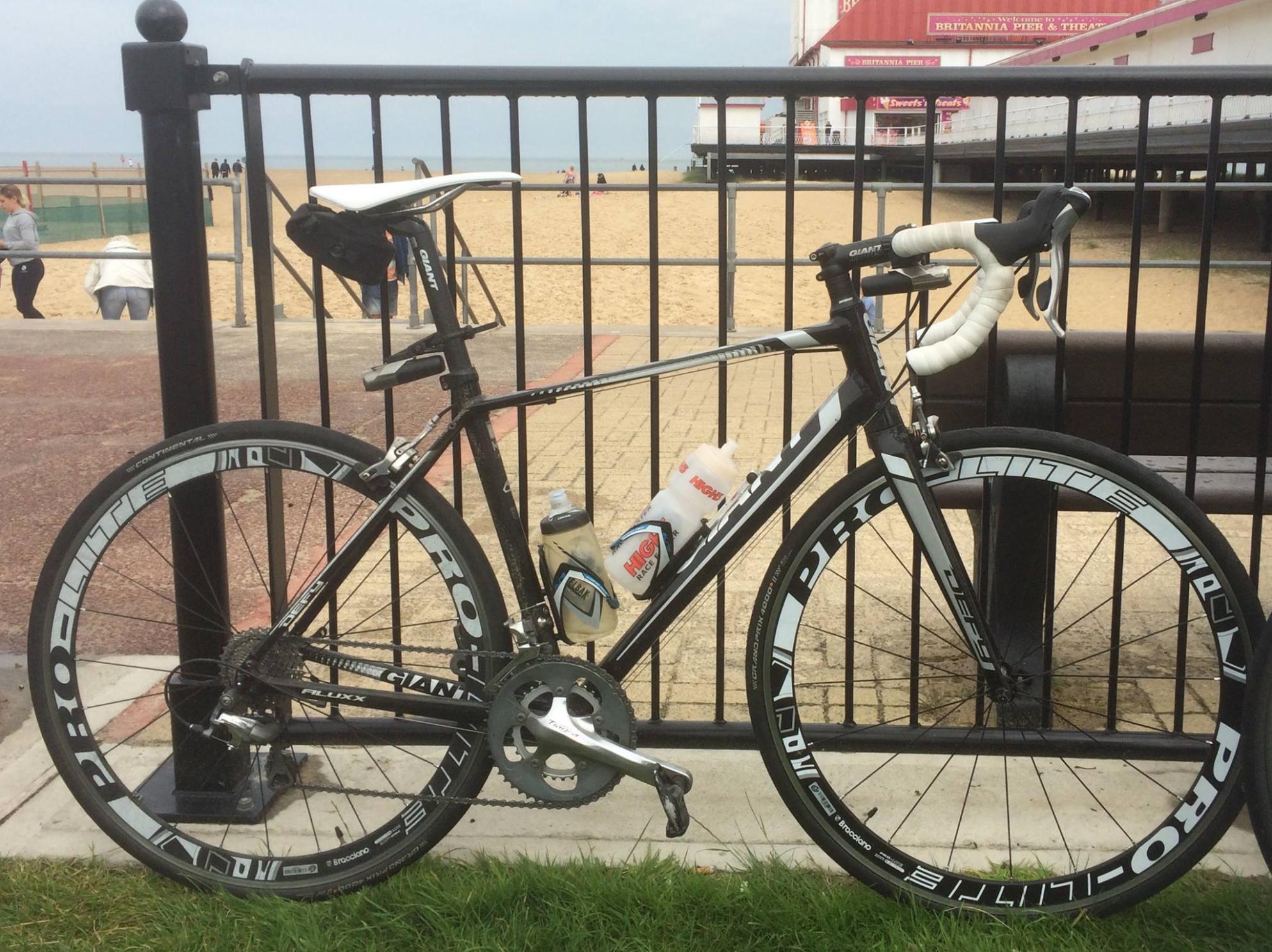 2014 Giant Defy 2 Black