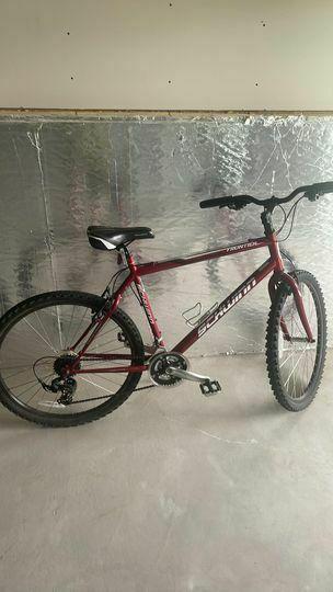 Schwinn Frontier Red