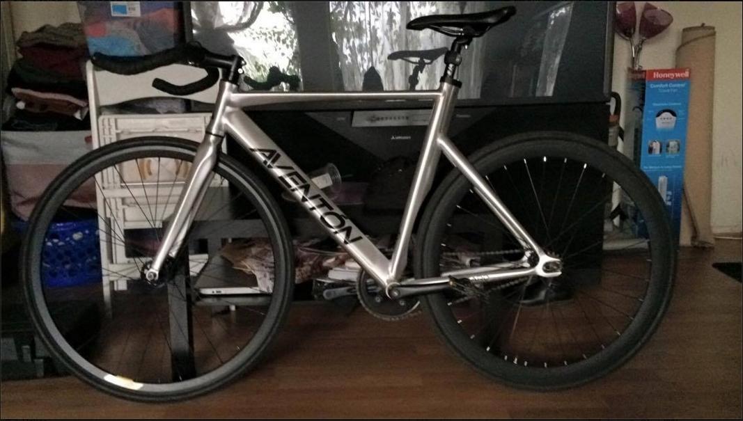 2015 Aventón Mataro Silver or Gray