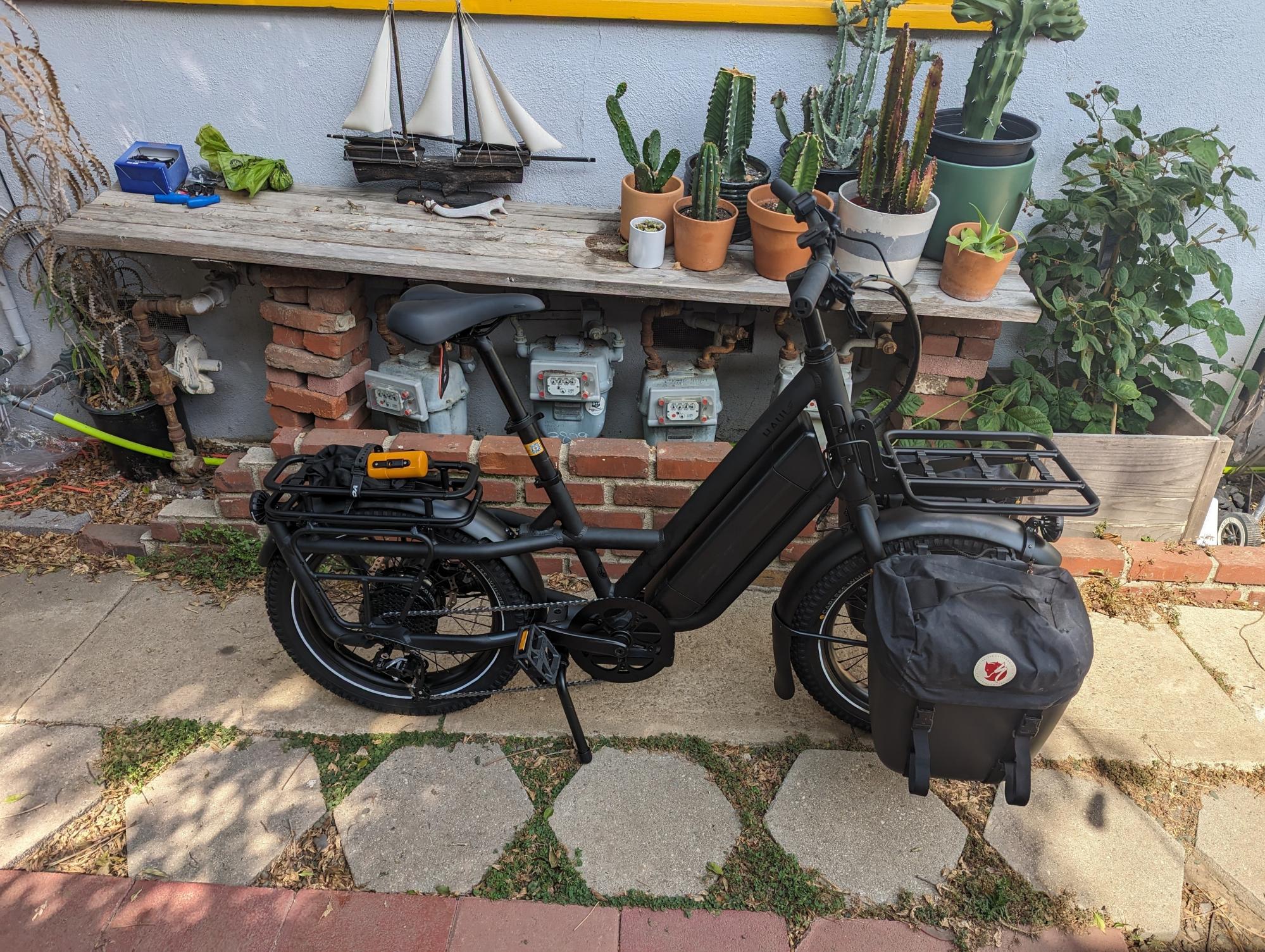 2023 Specialized Haul ST Black