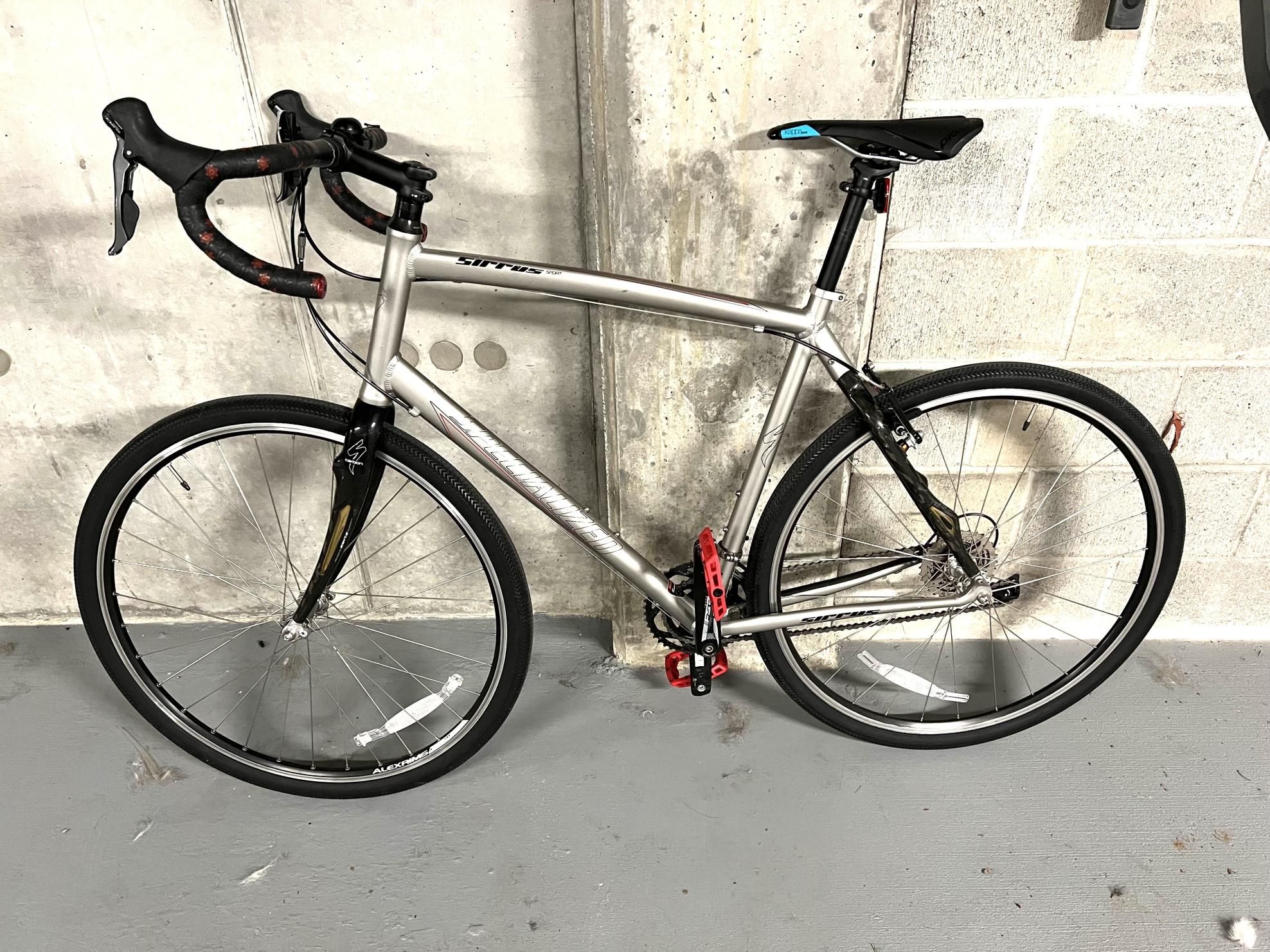 Specialized Sirrus A1 Sport Silver, gray or bare metal