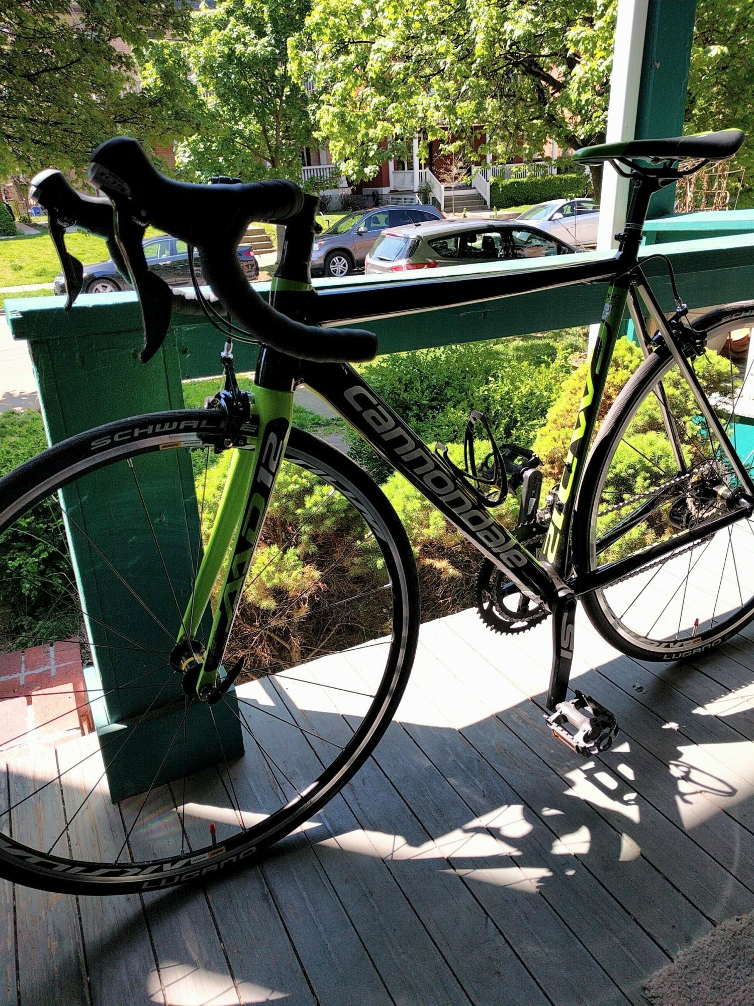 2016 Cannondale CAAD12 Black and Green